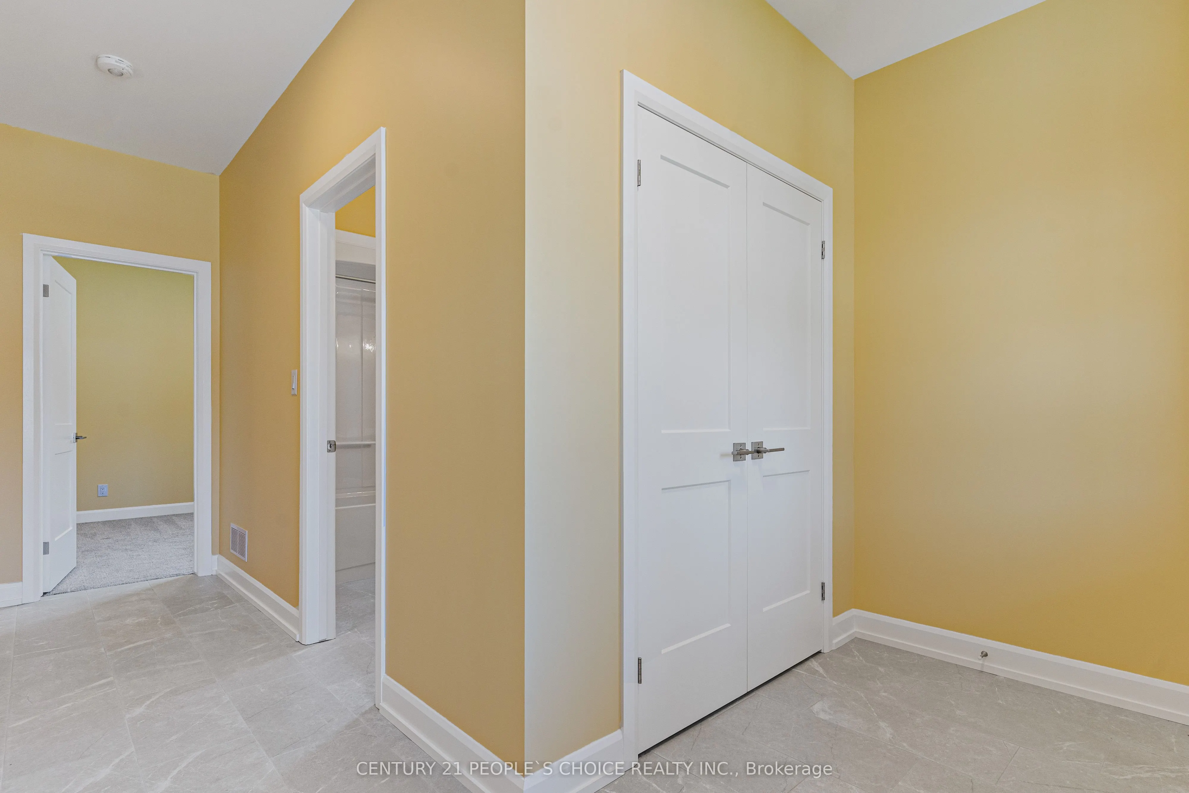 3947 Mitchell Crescent