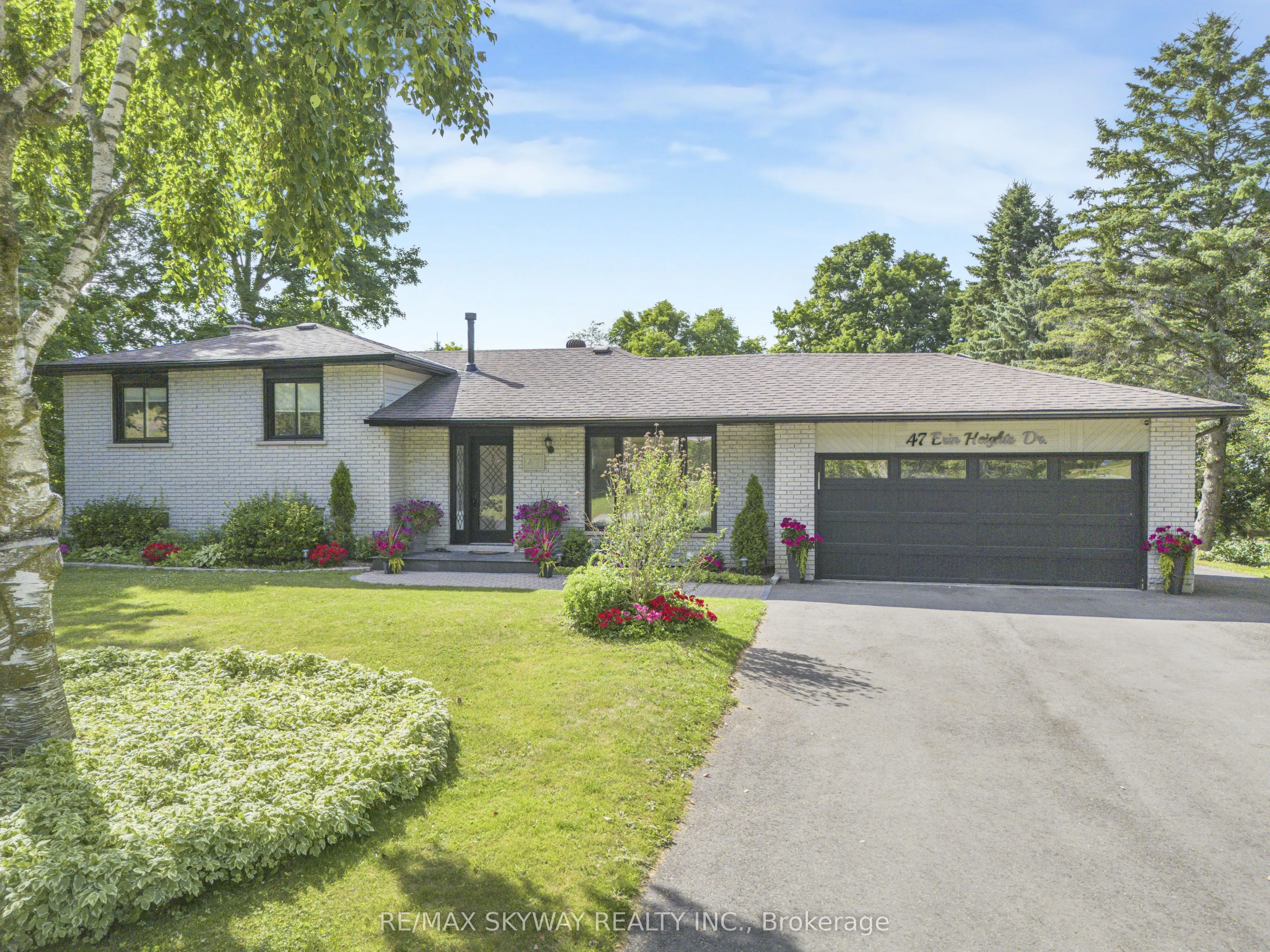 47 Erin Heights Drive