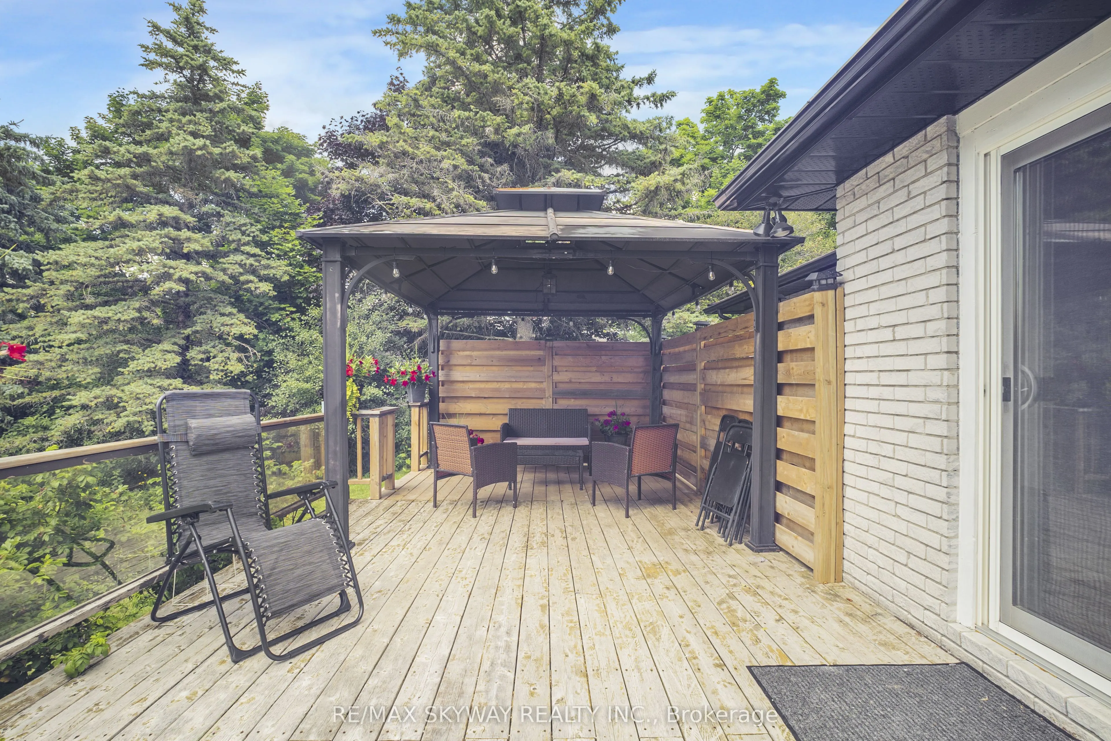 47 Erin Heights Drive