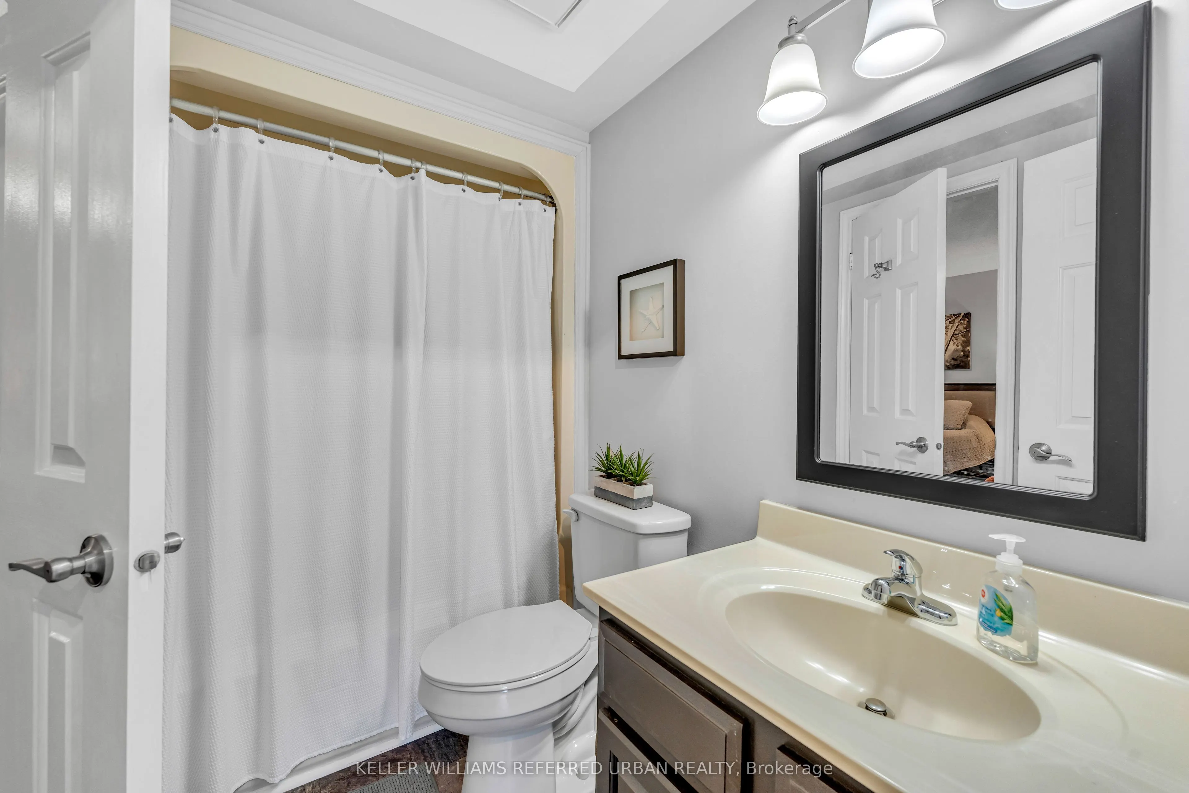 182 D'Arcy Street, #A203