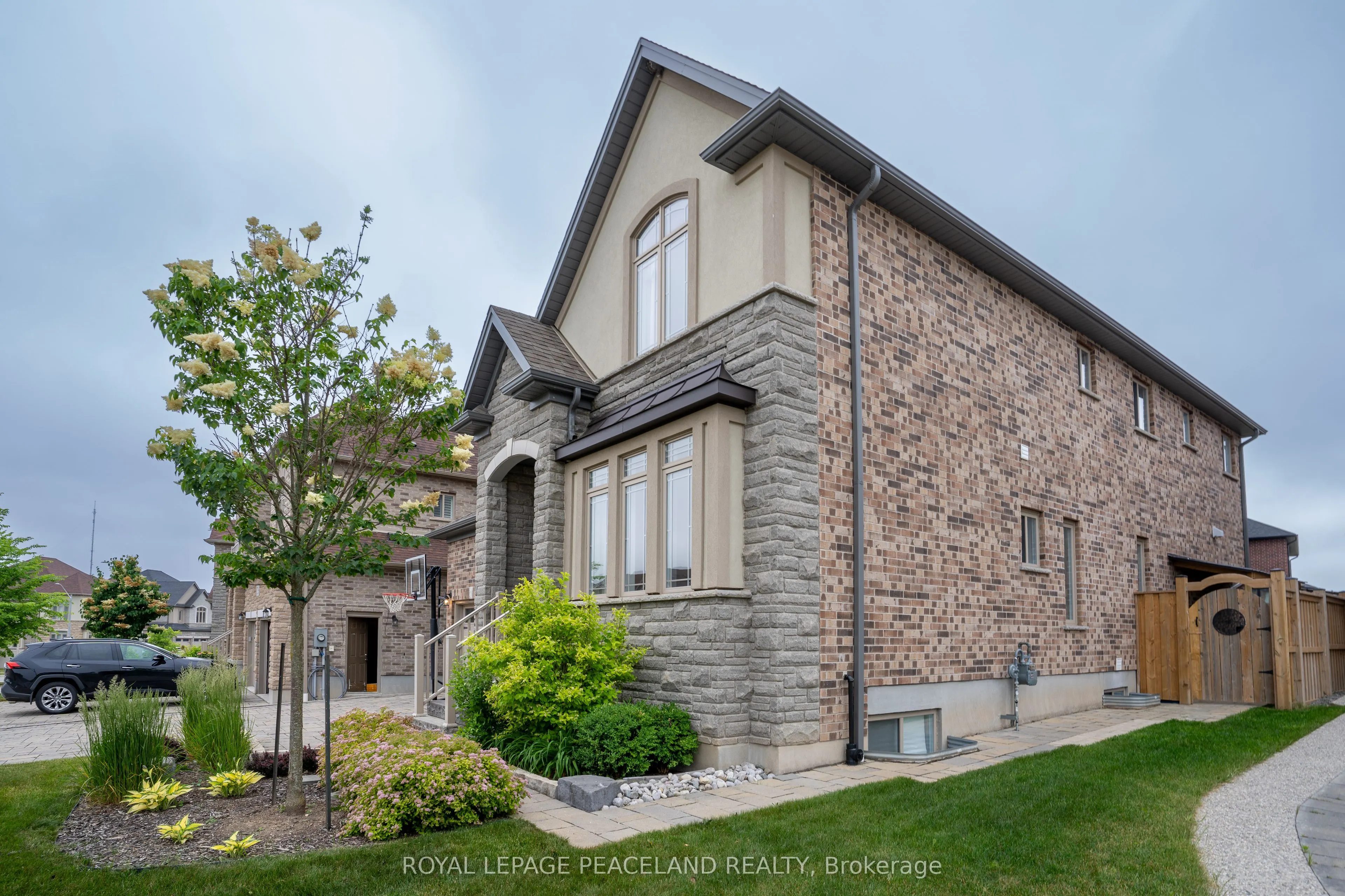 792 Snowberry Court