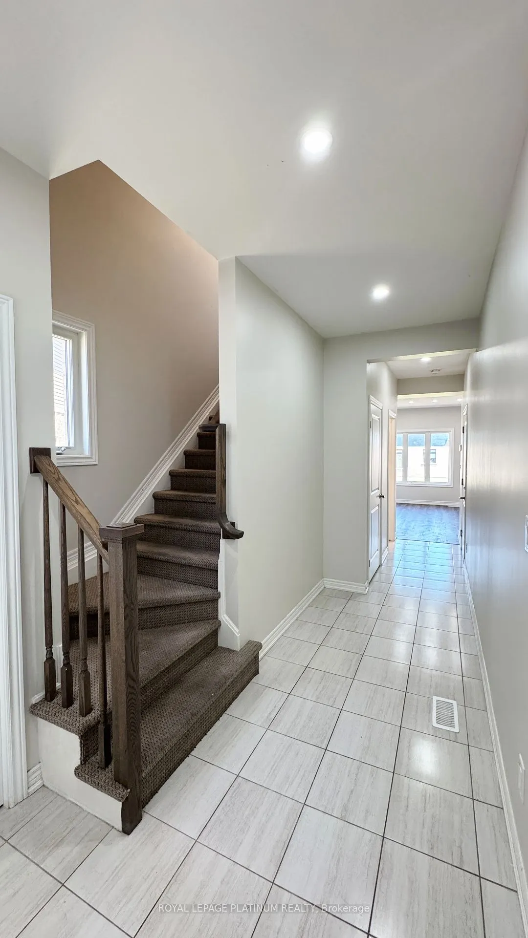 32 Sunflower Place