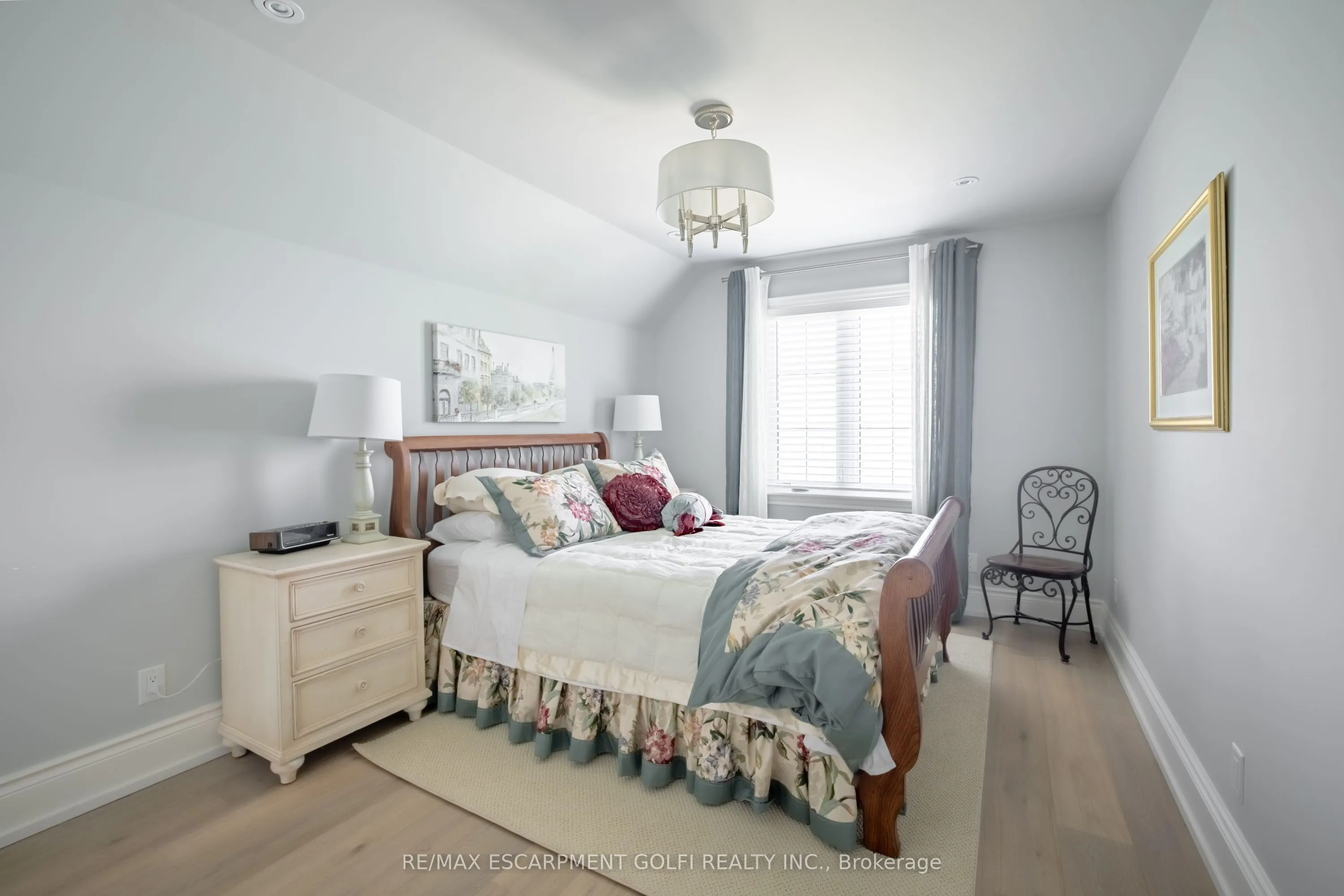 12 Firelane 11A Road