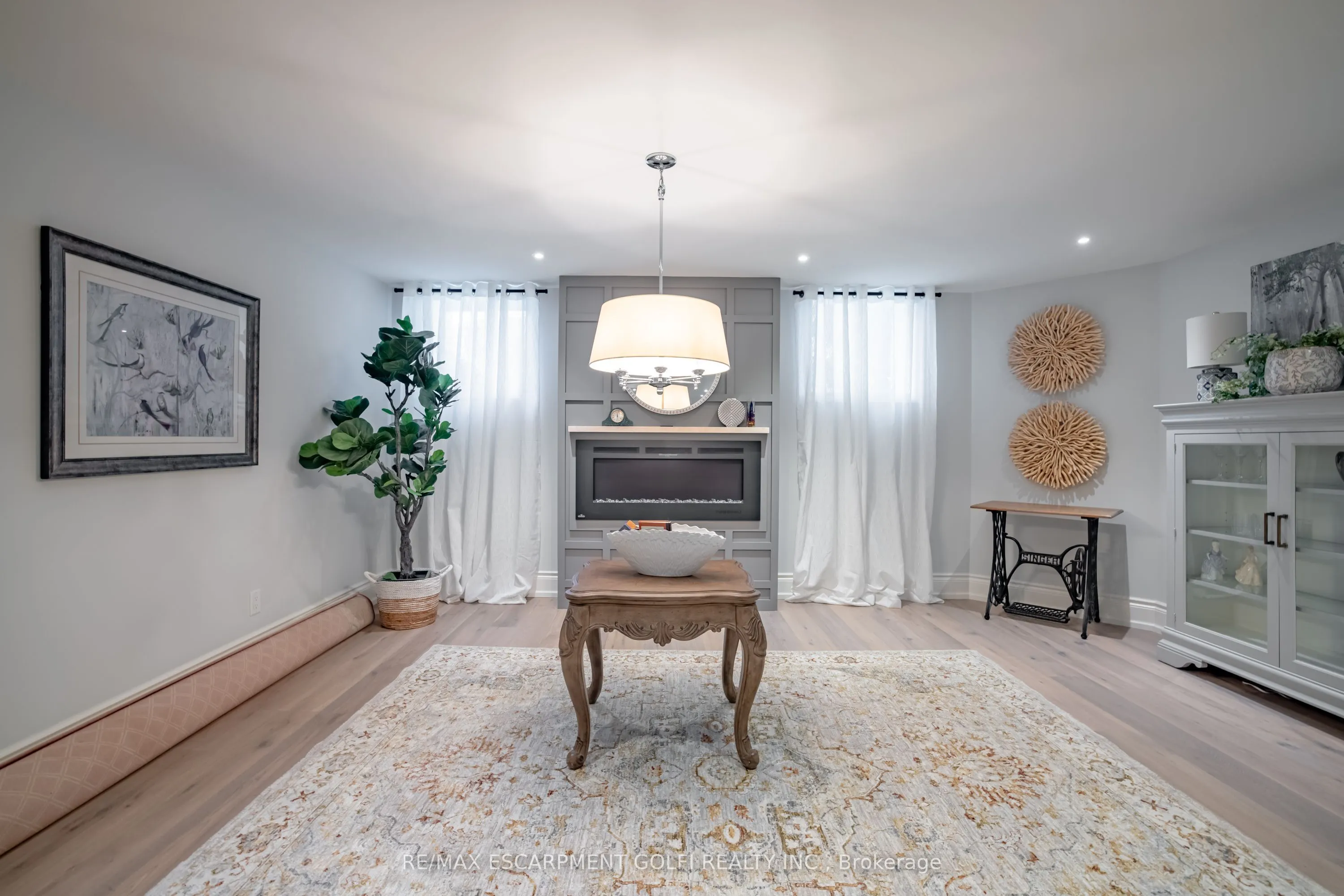 12 Firelane 11A Road