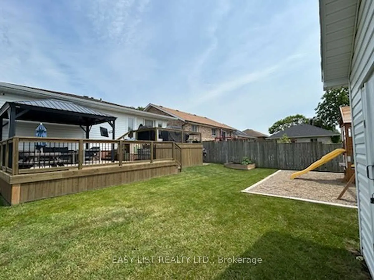 2685 Tourangeau Road
