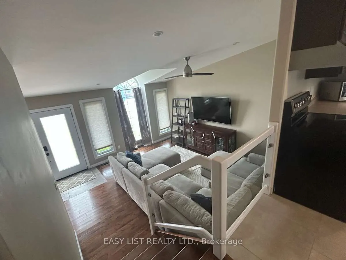 2685 Tourangeau Road
