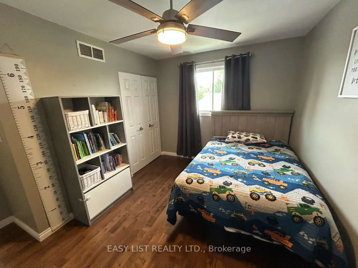 2685 Tourangeau Road