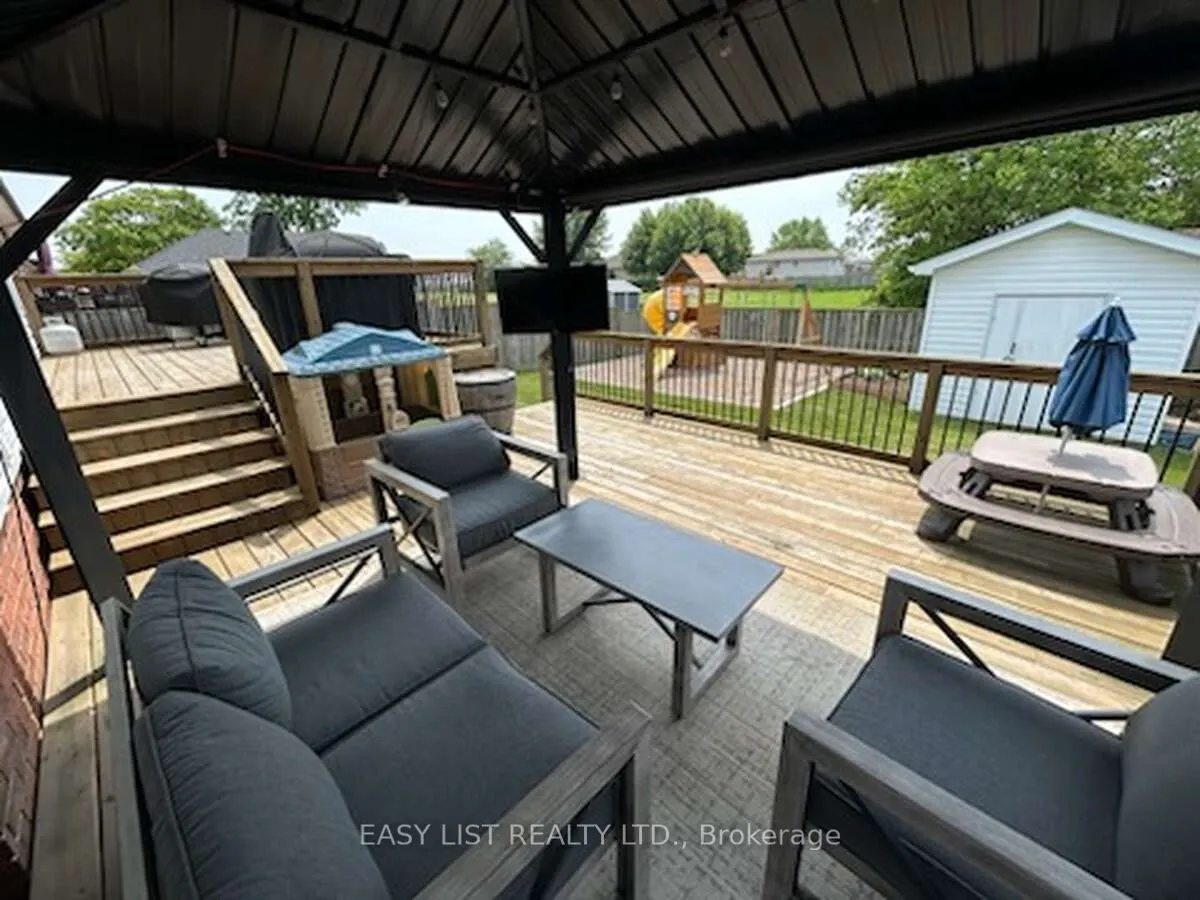 2685 Tourangeau Road