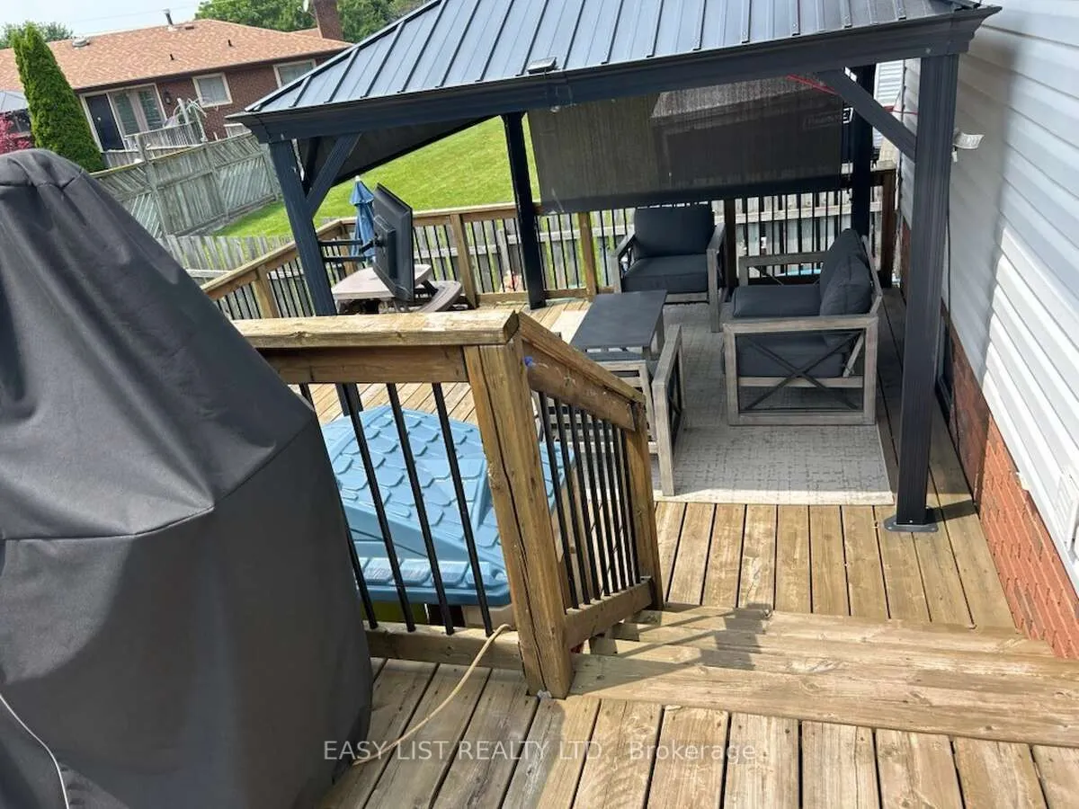 2685 Tourangeau Road