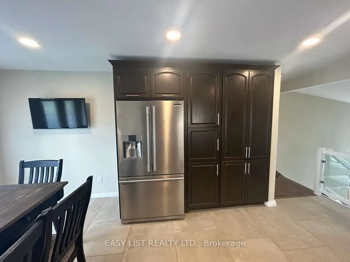 2685 Tourangeau Road