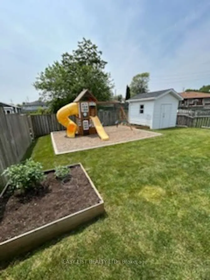 2685 Tourangeau Road
