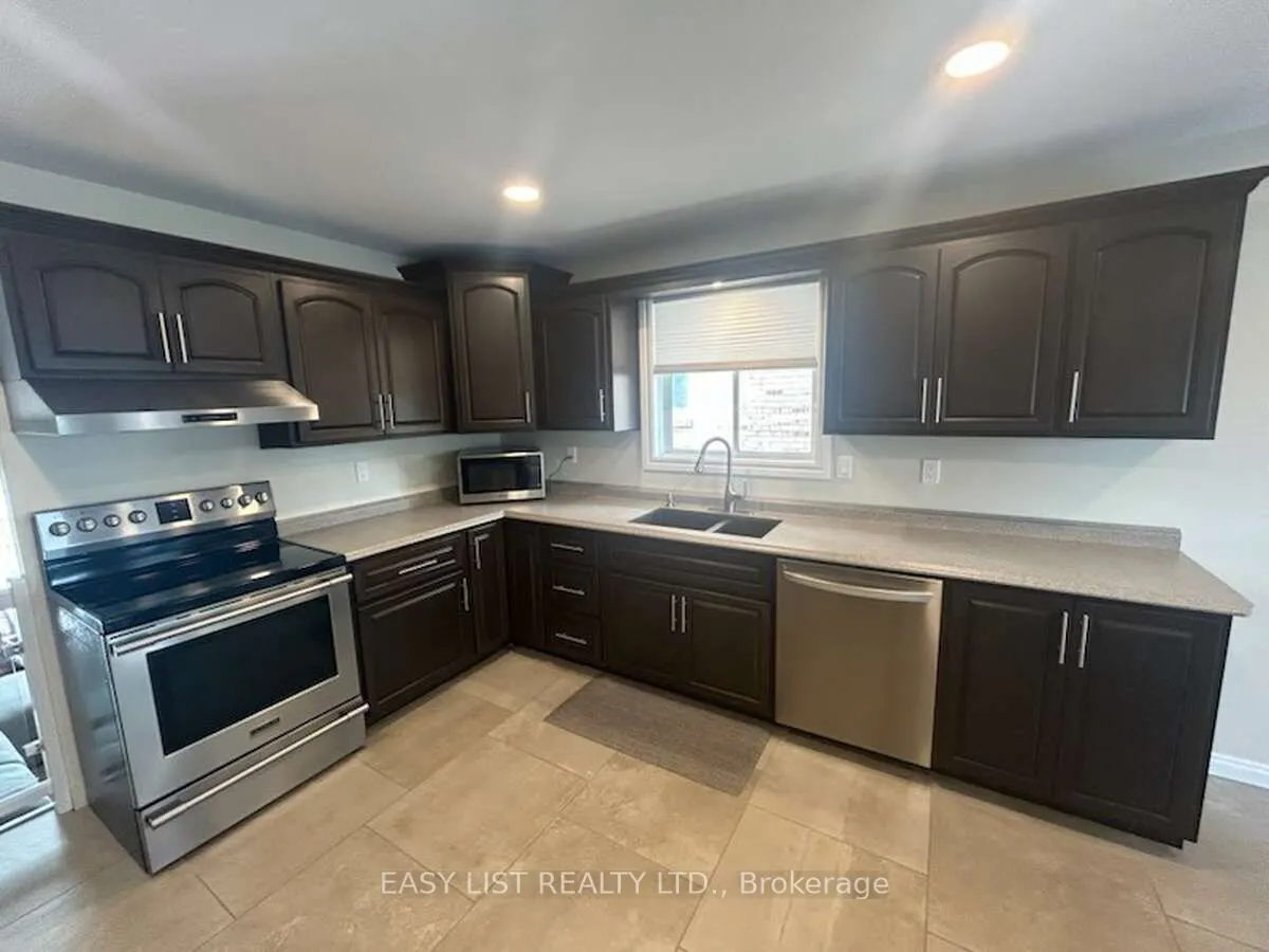 2685 Tourangeau Road