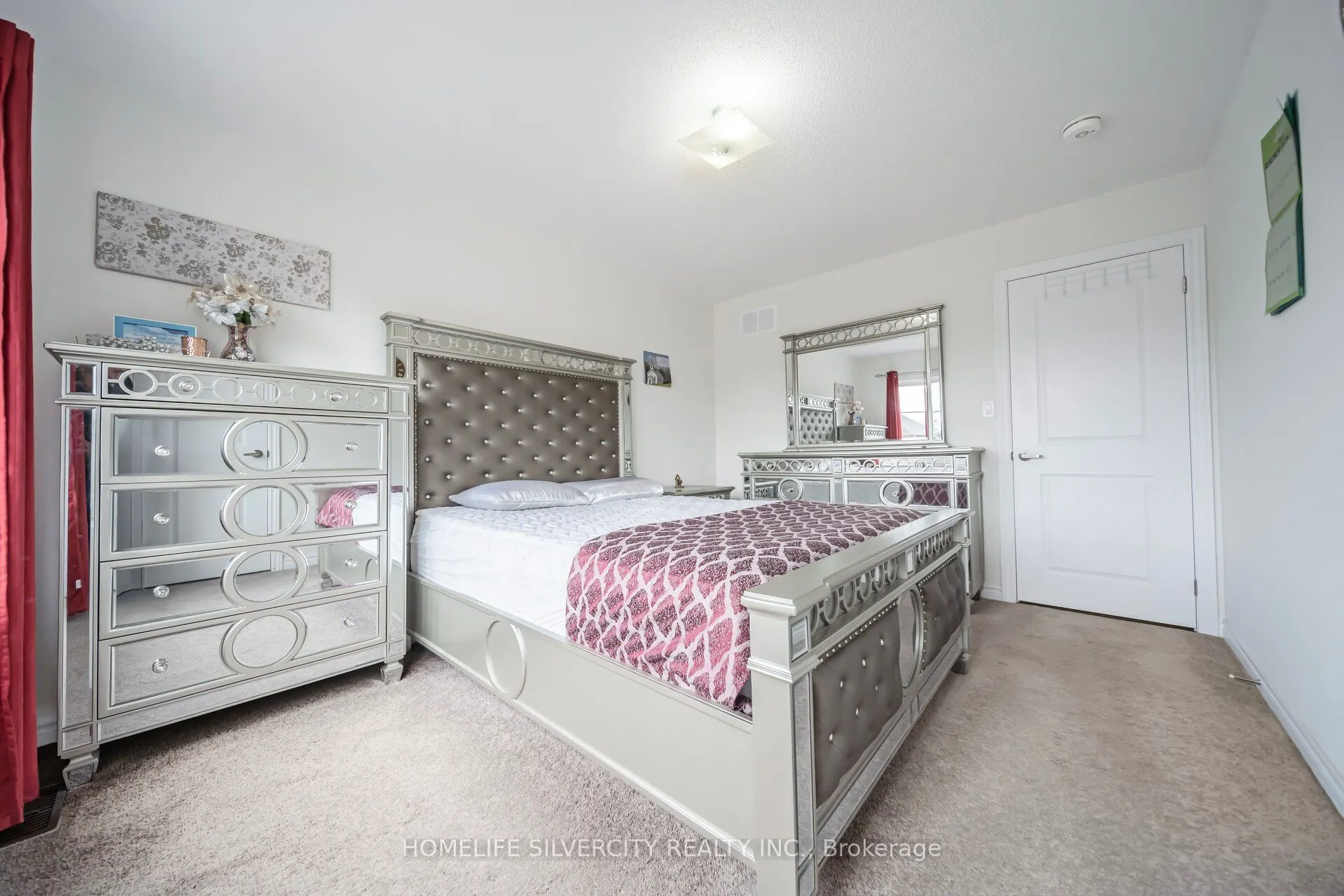 44 Cottonwood Crescent