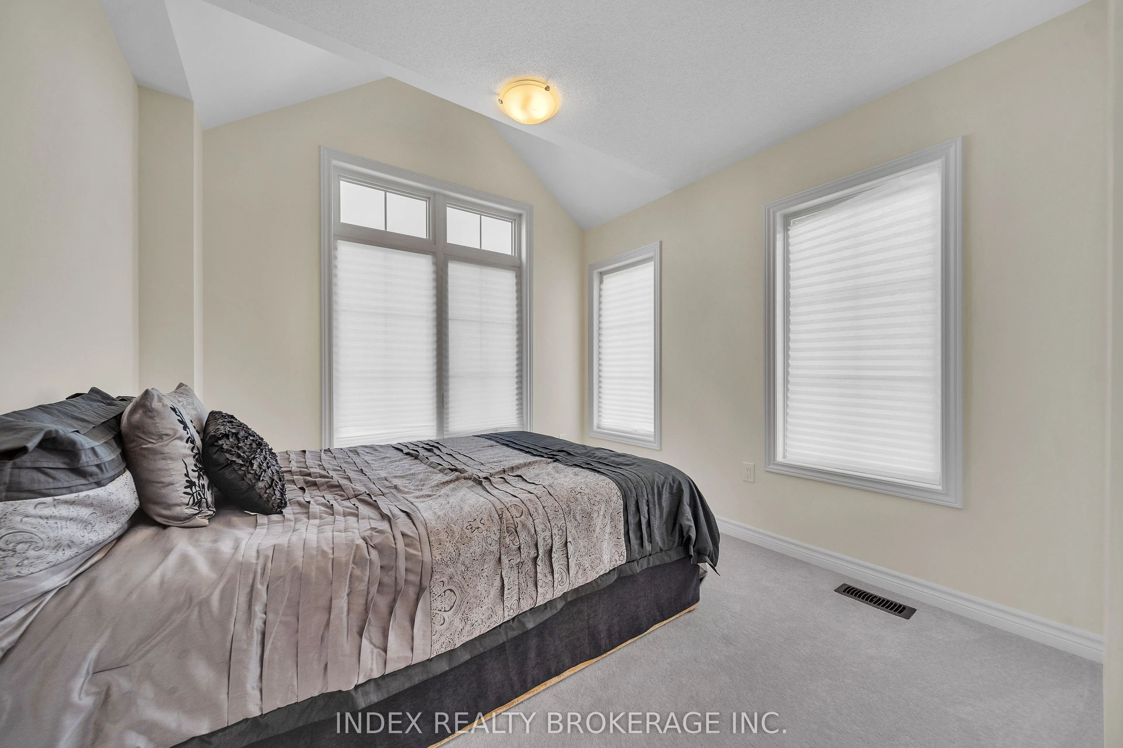 11 Steer Road