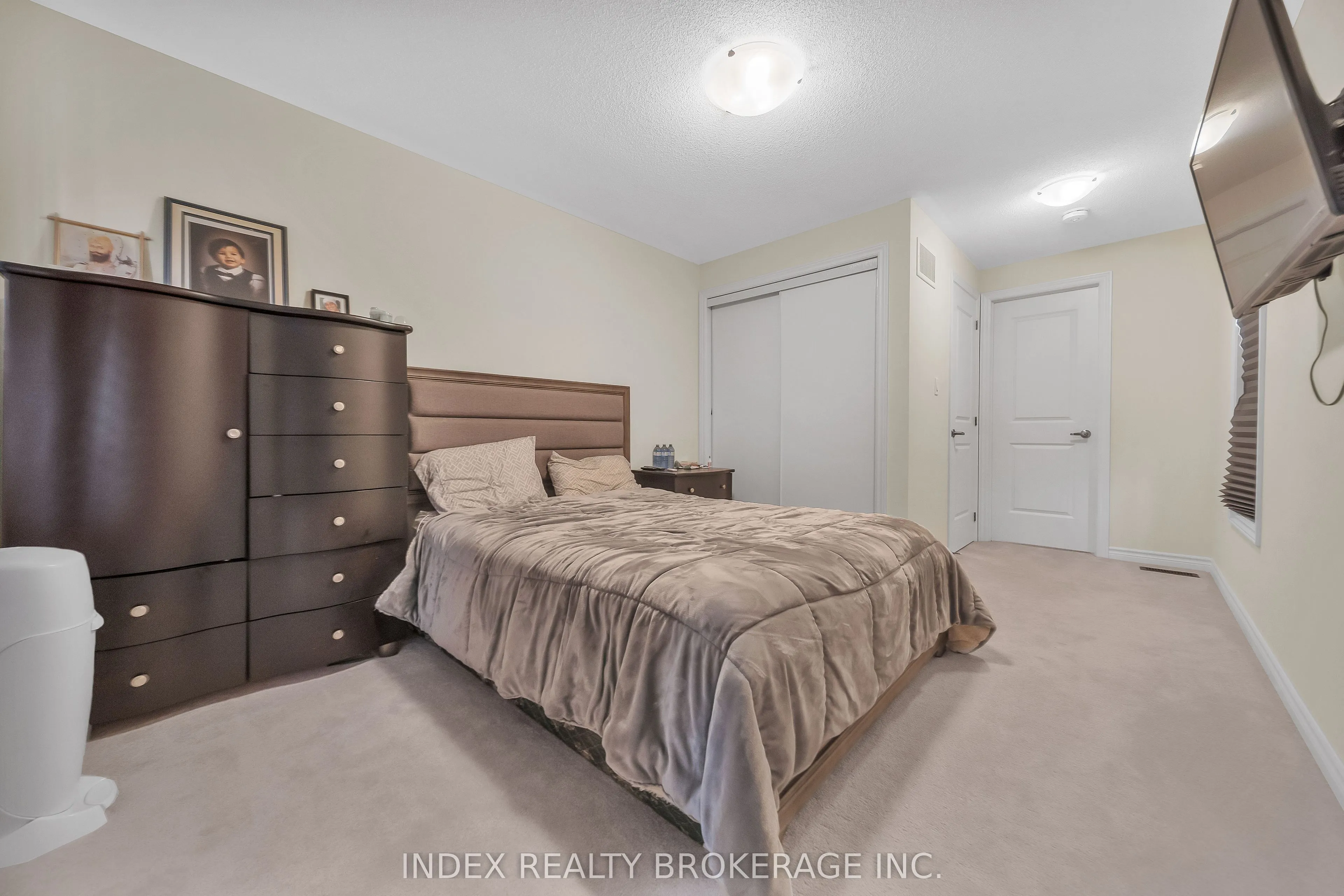 11 Steer Road