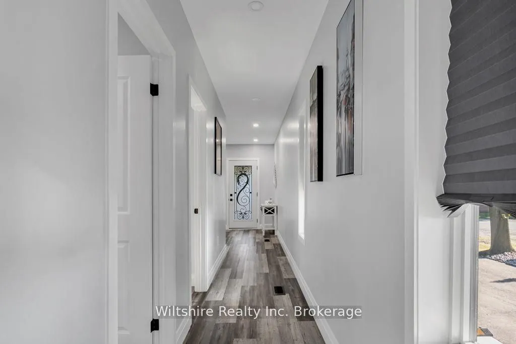 3 Mary Street E