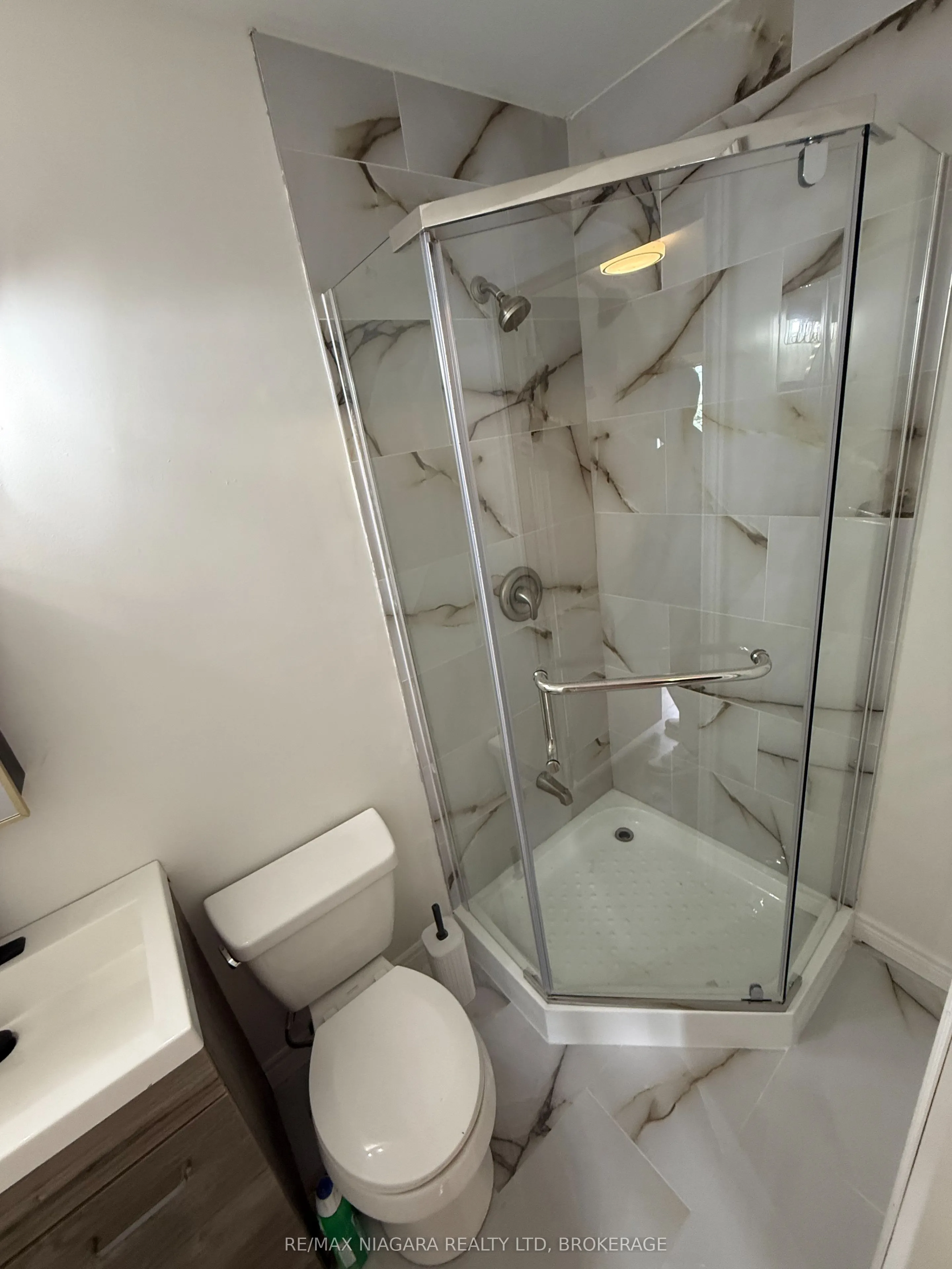 115 Kinnear Street, #3