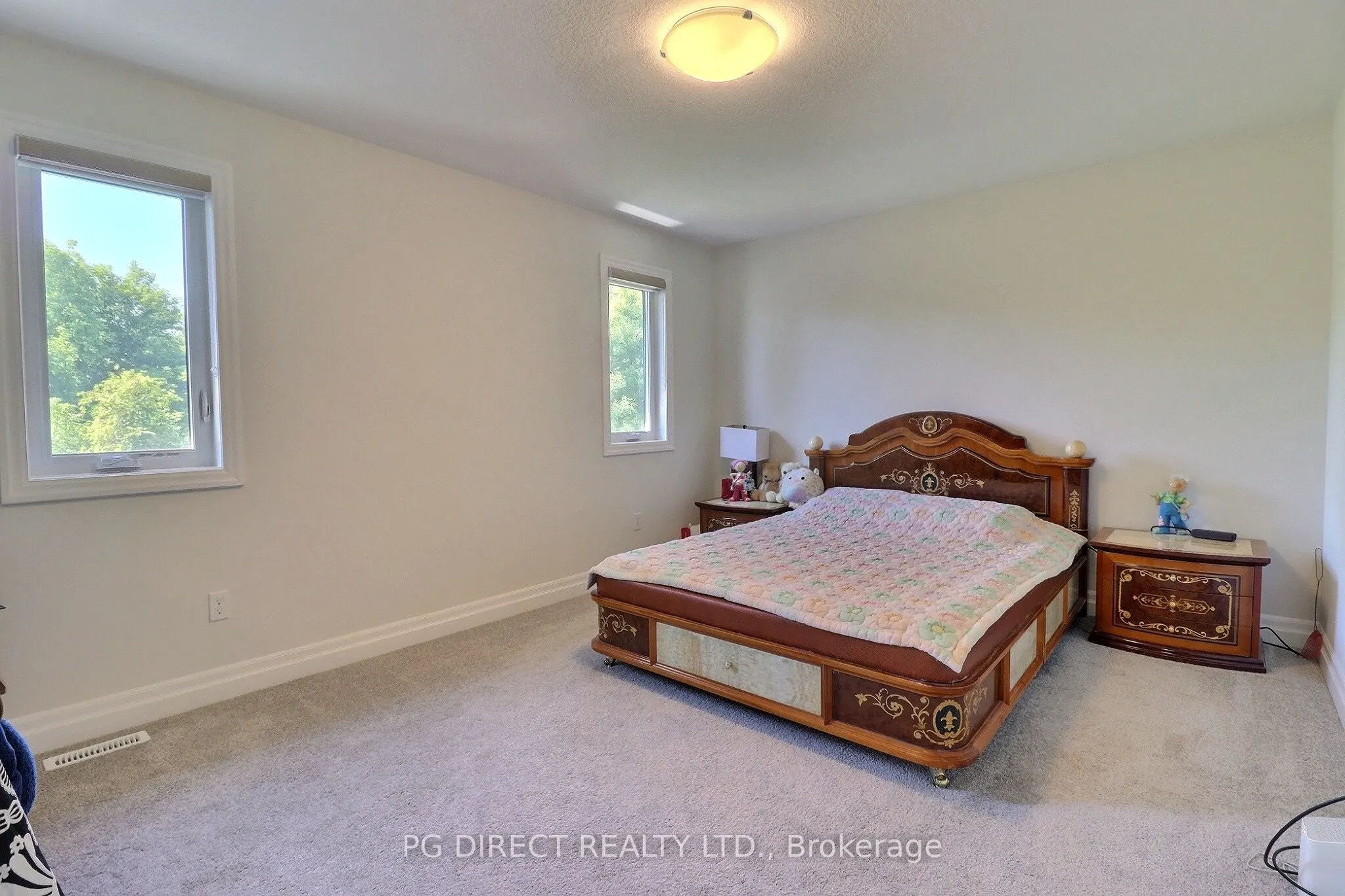 82 Livingston Drive