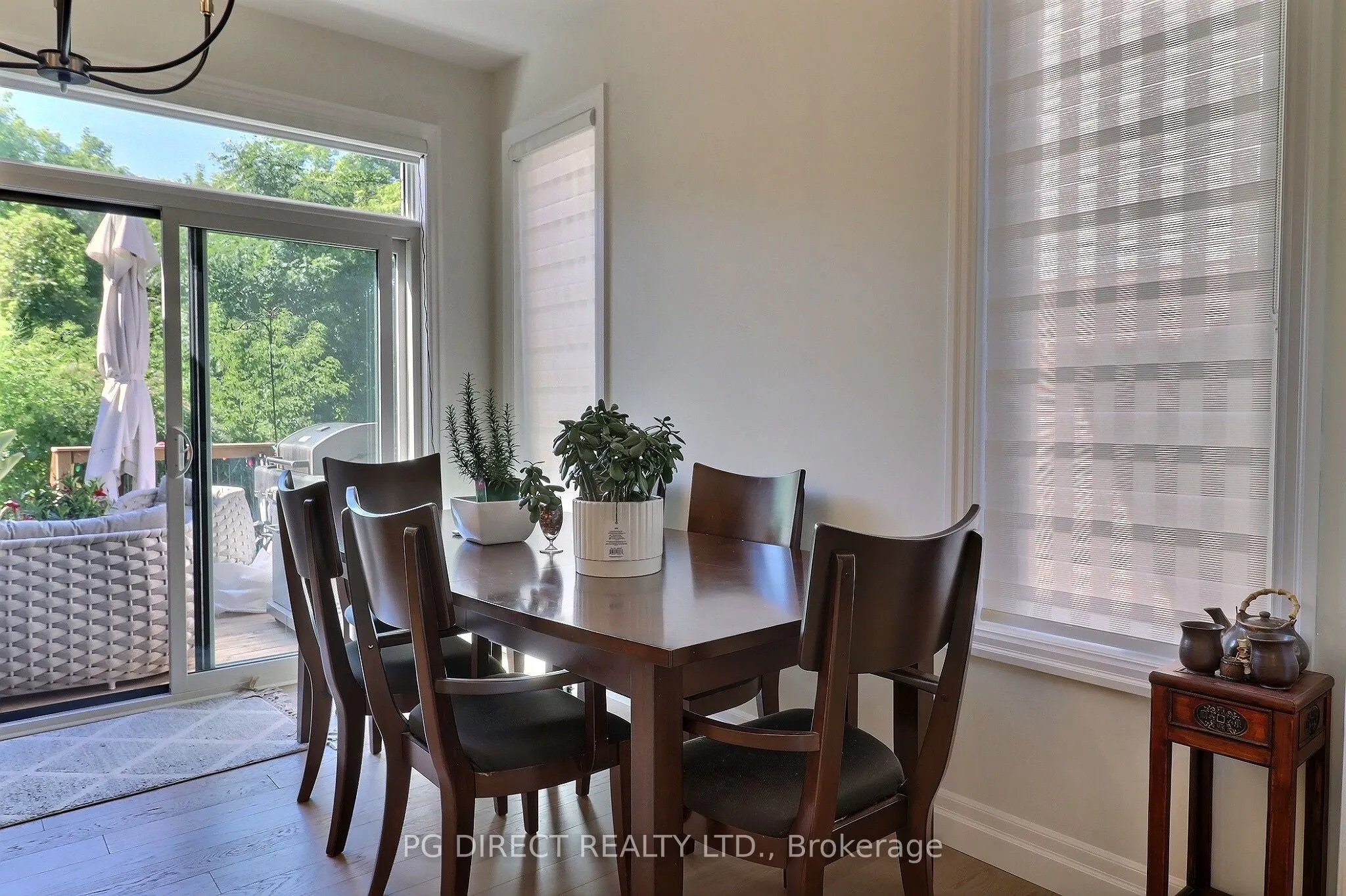 82 Livingston Drive