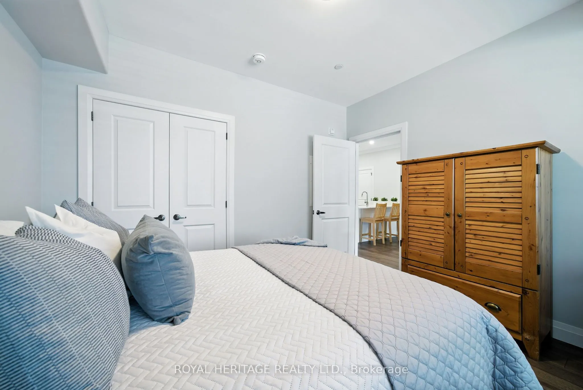 19 Hampton Lane, #103