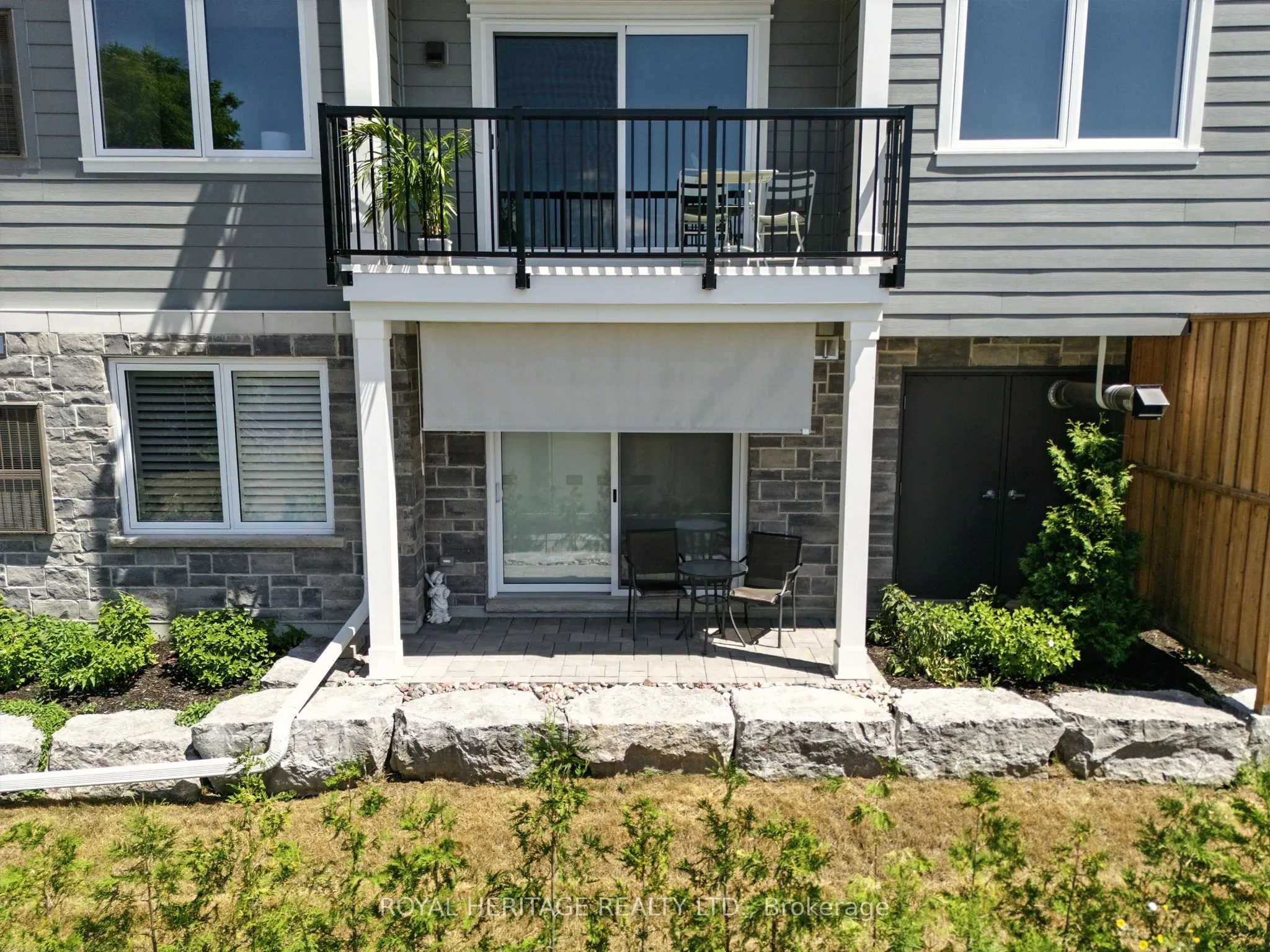 19 Hampton Lane, #103