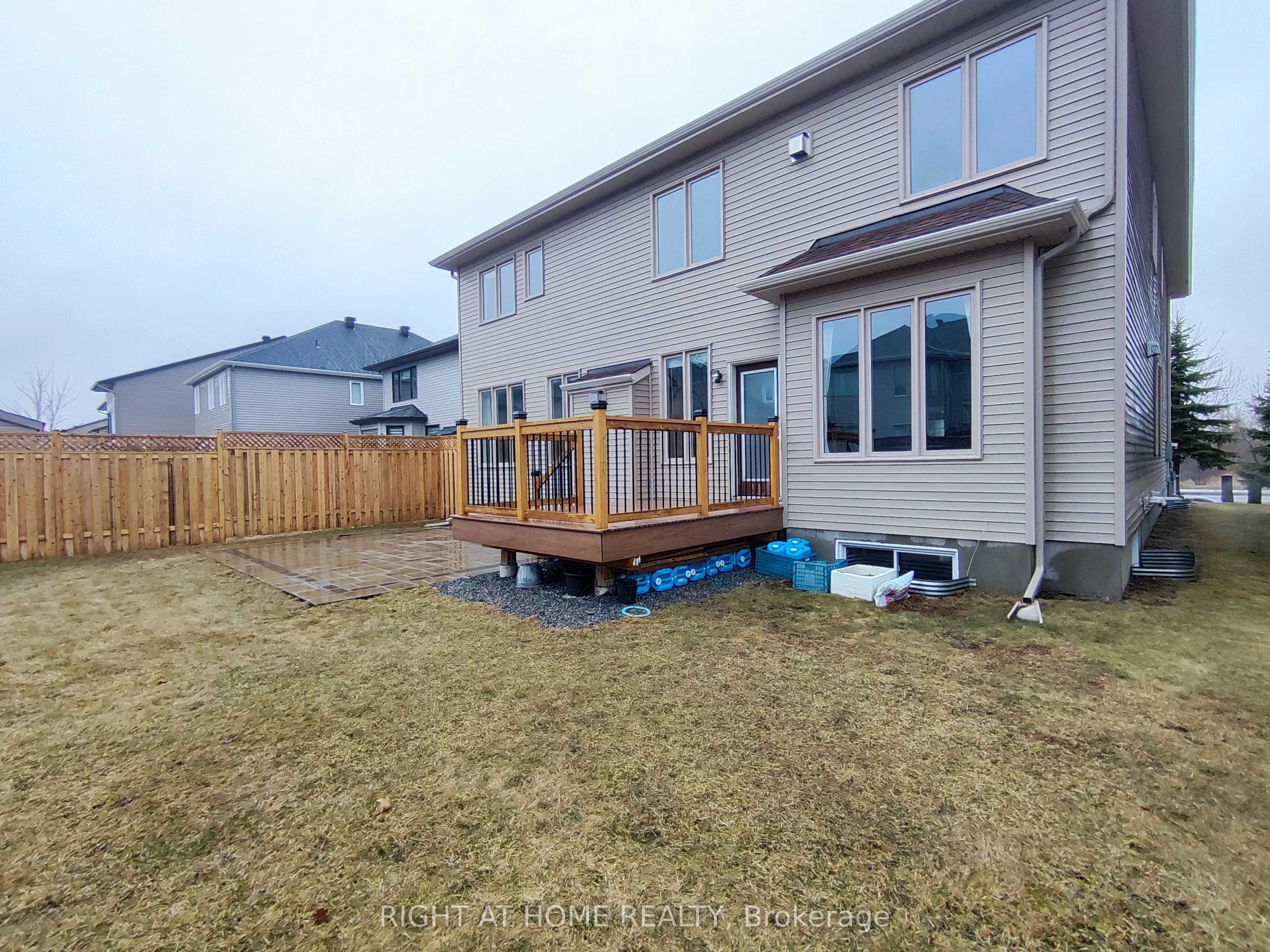 204 Cooks Mill Crescent