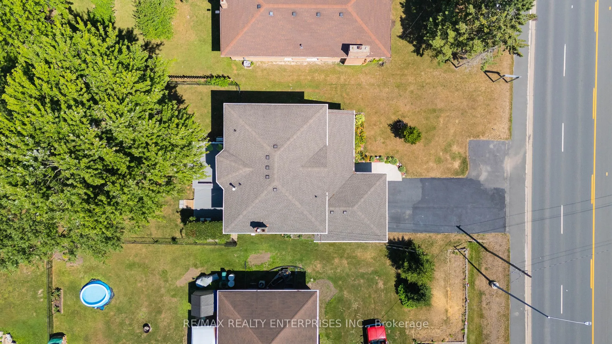 231 West Side Road
