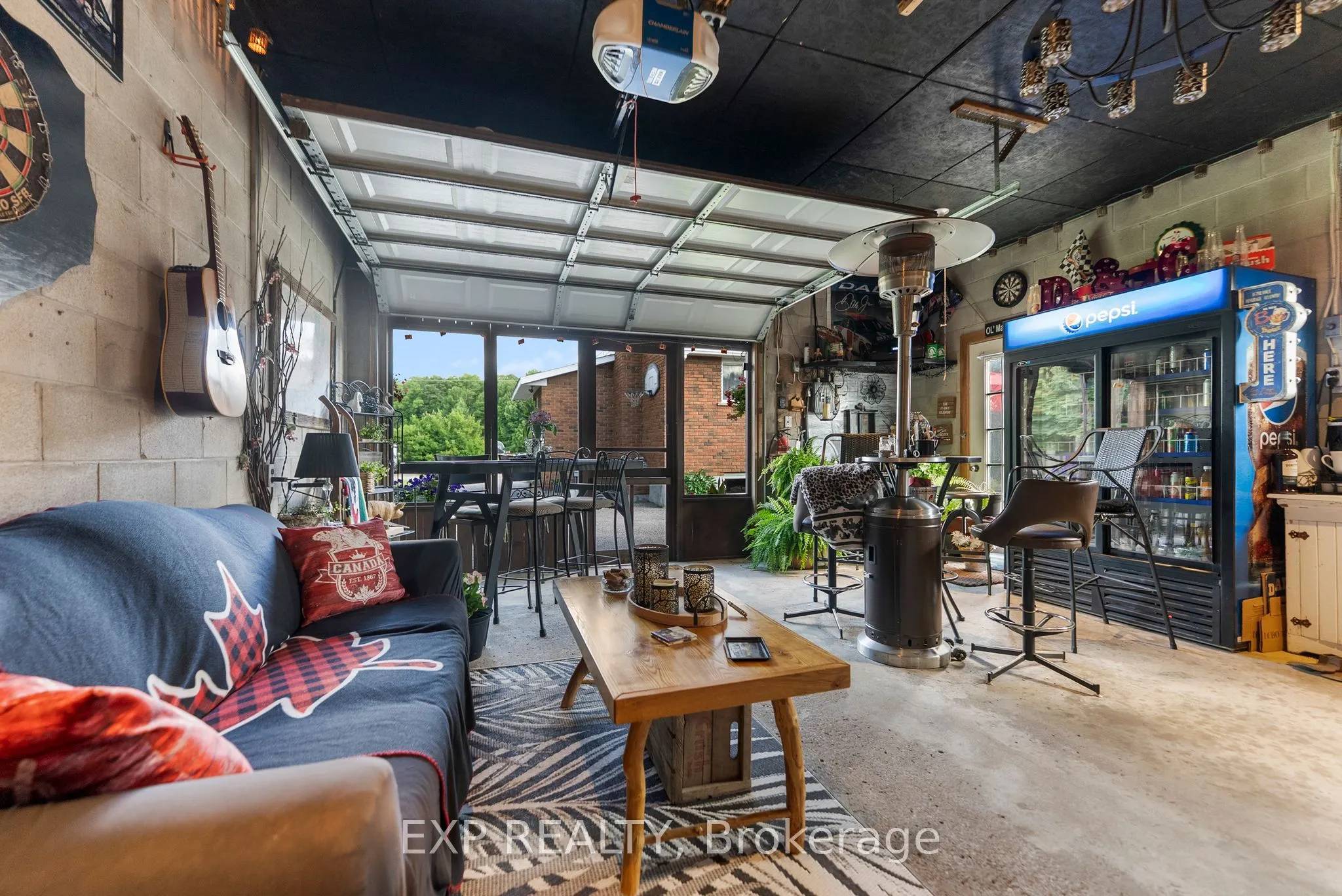 84 Graham Avenue