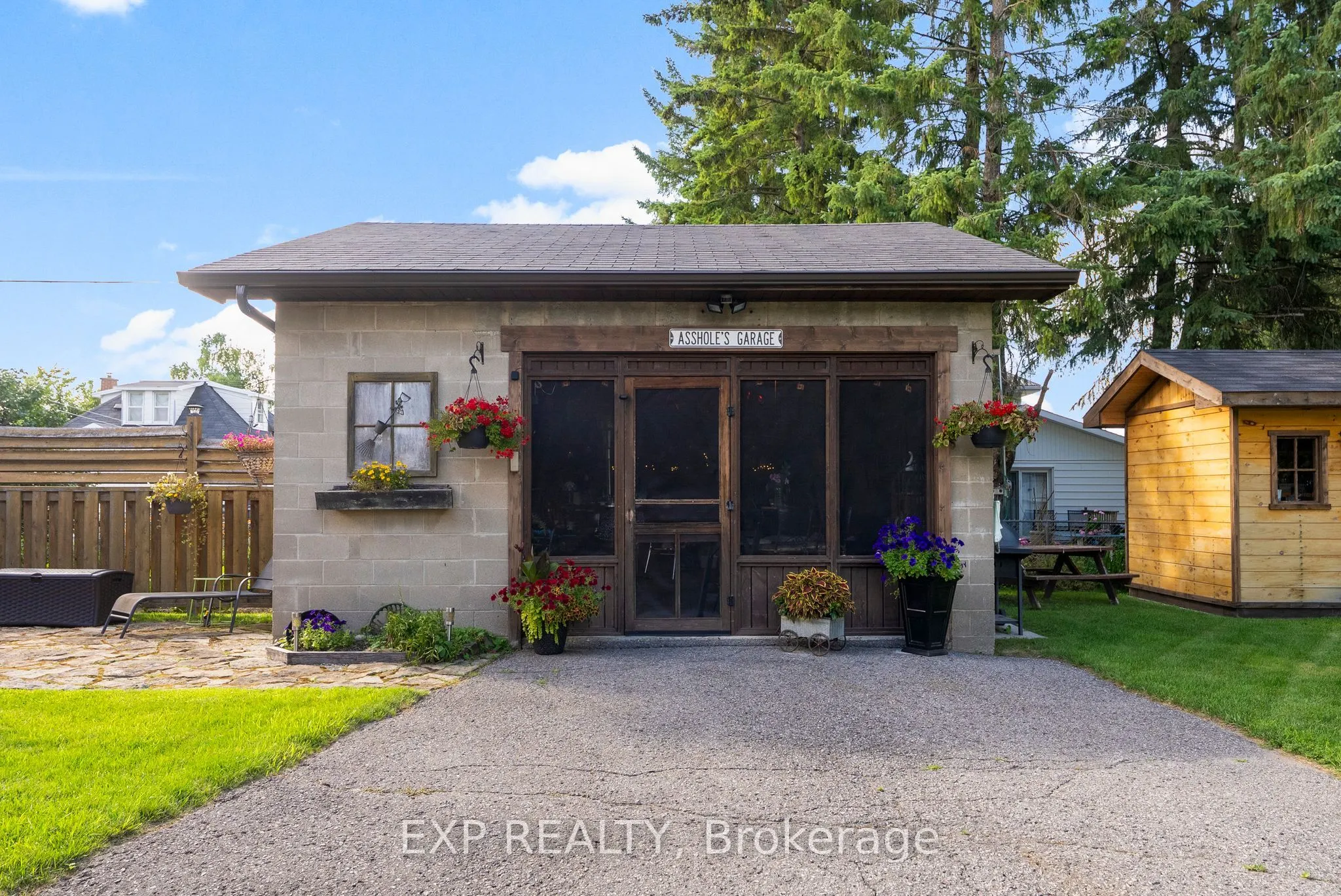 84 Graham Avenue