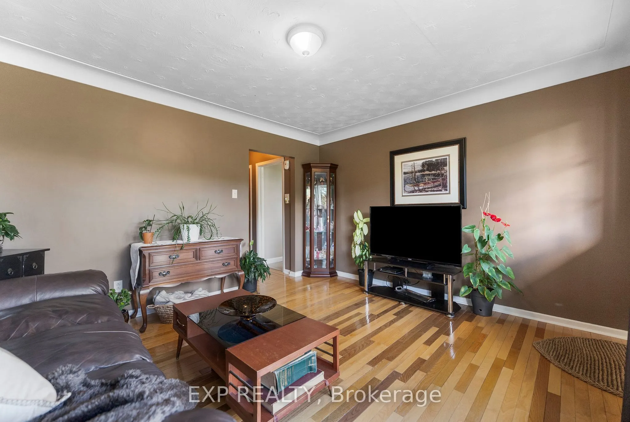 84 Graham Avenue