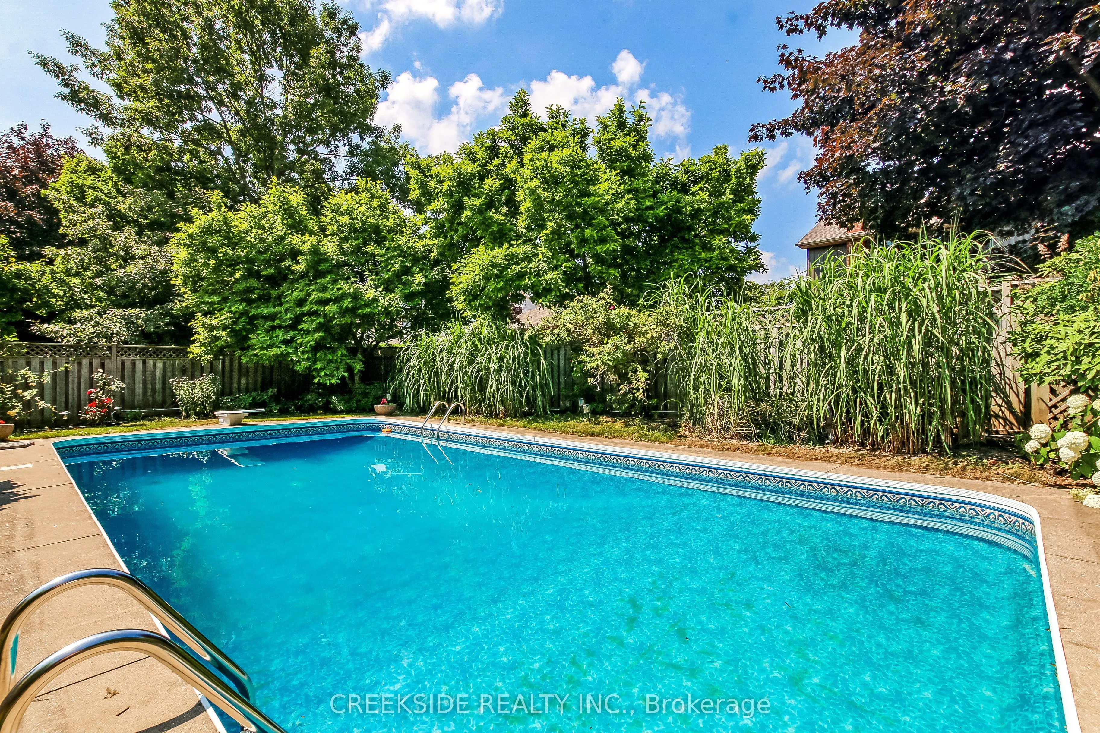 1637 Hastings Drive