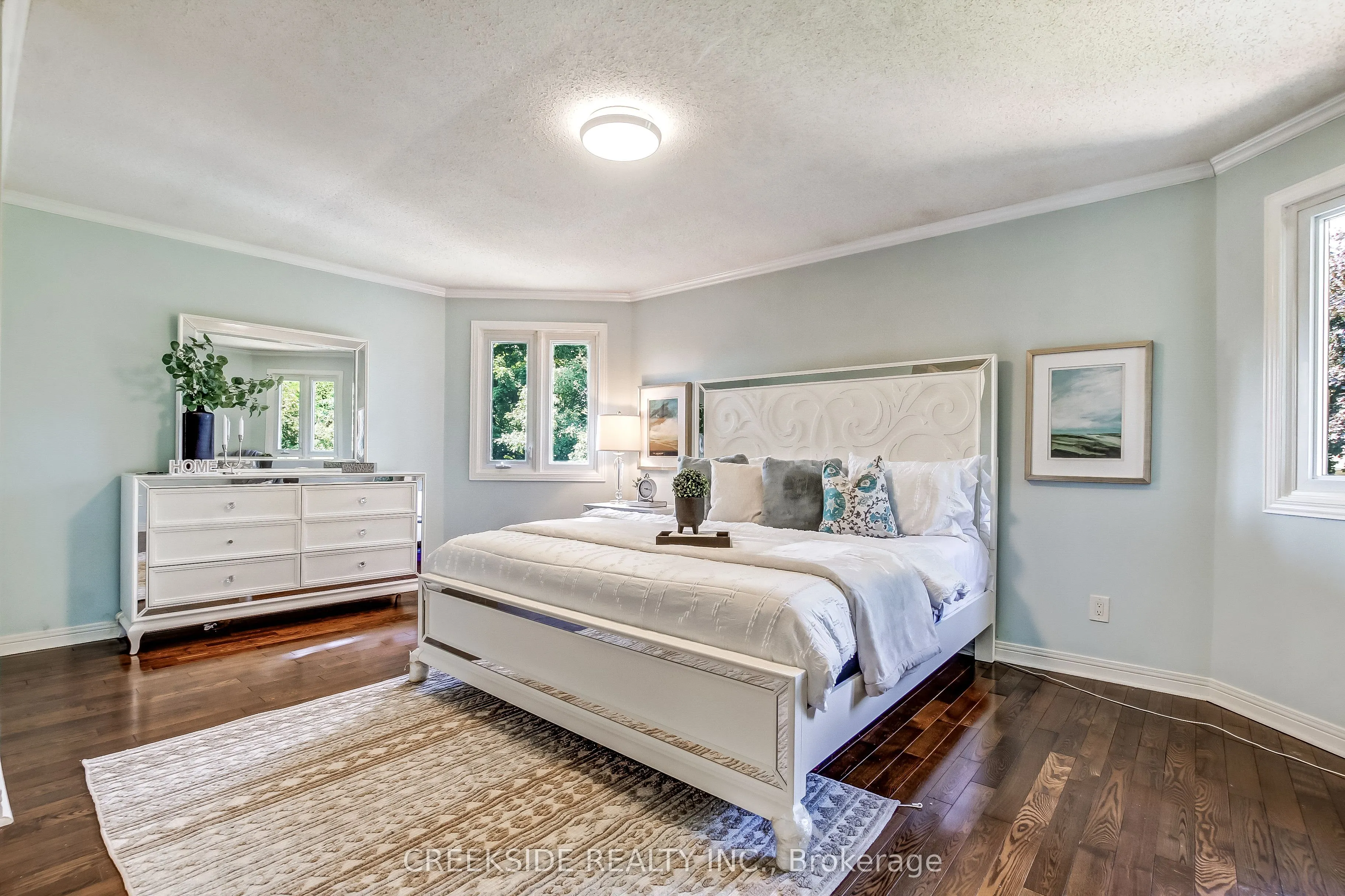 1637 Hastings Drive
