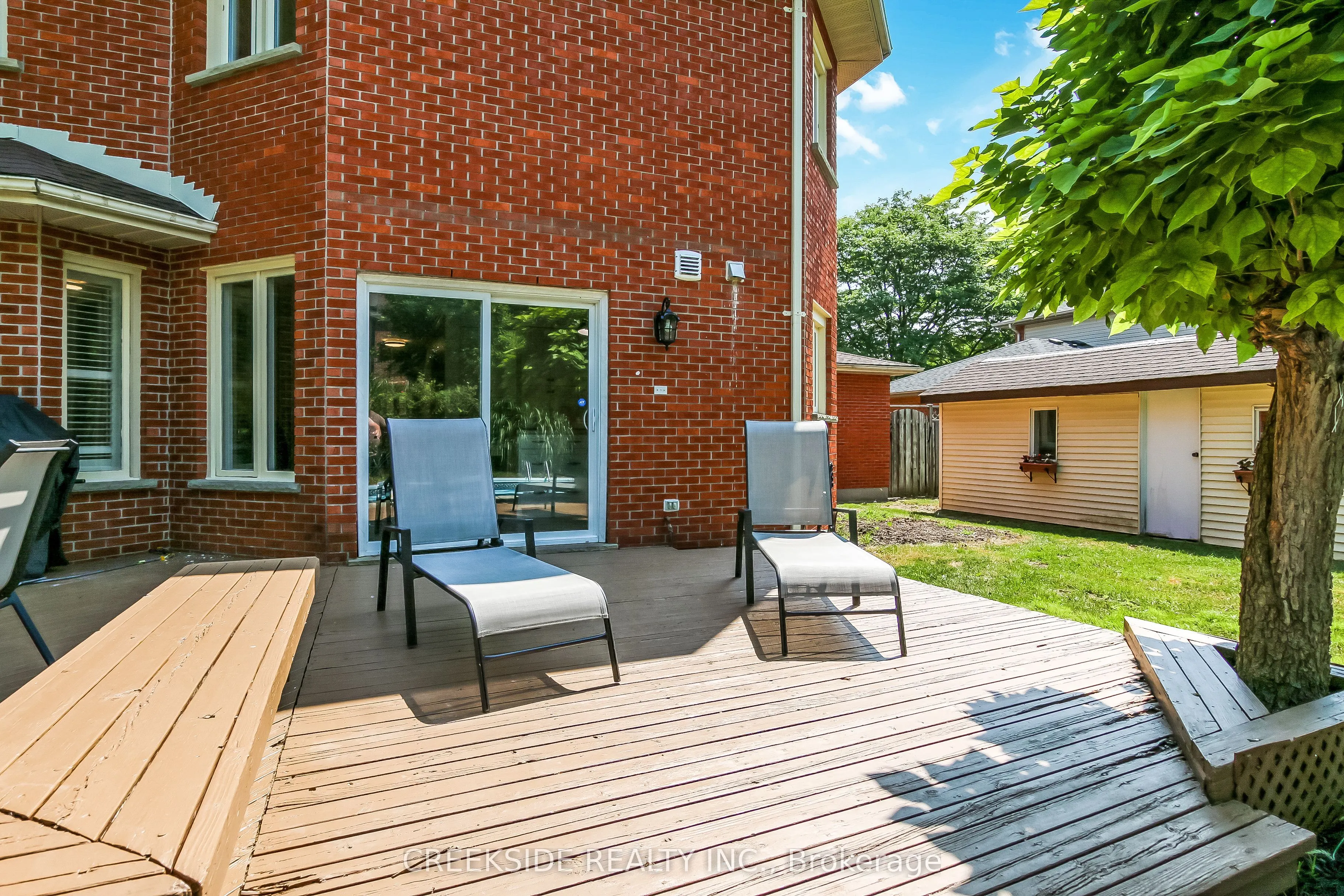 1637 Hastings Drive