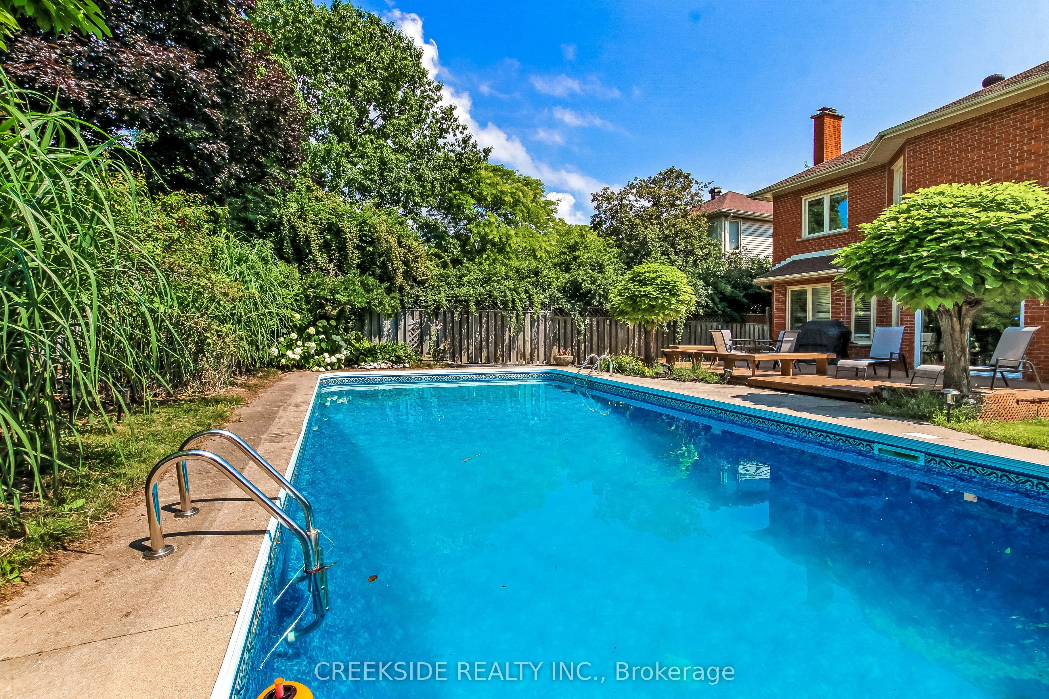 1637 Hastings Drive