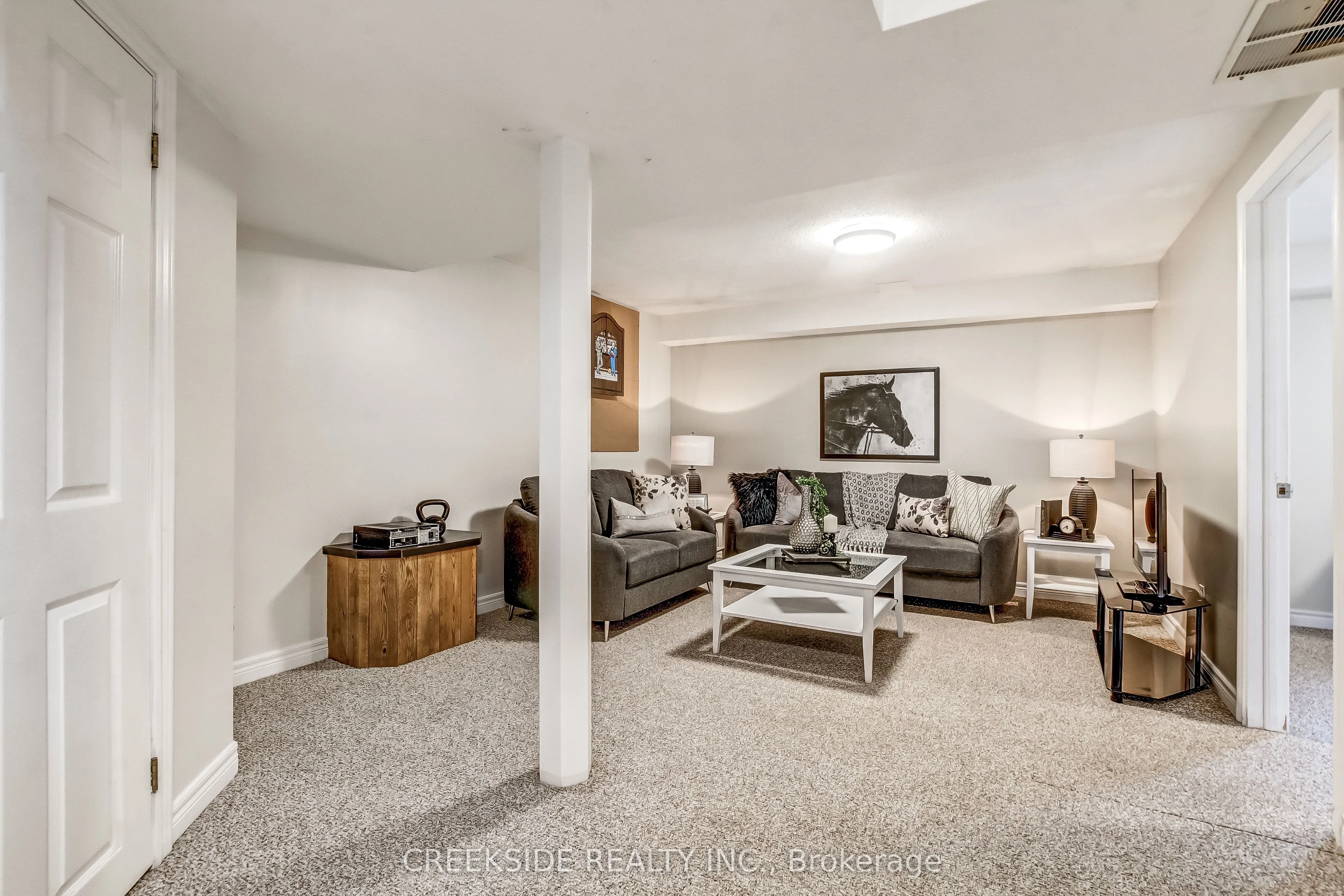 1637 Hastings Drive