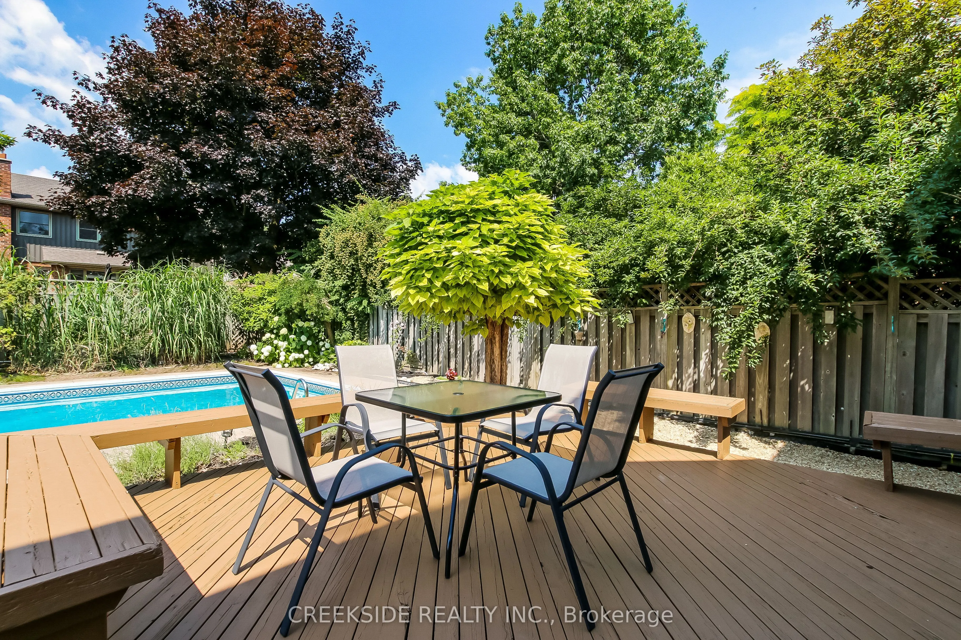 1637 Hastings Drive