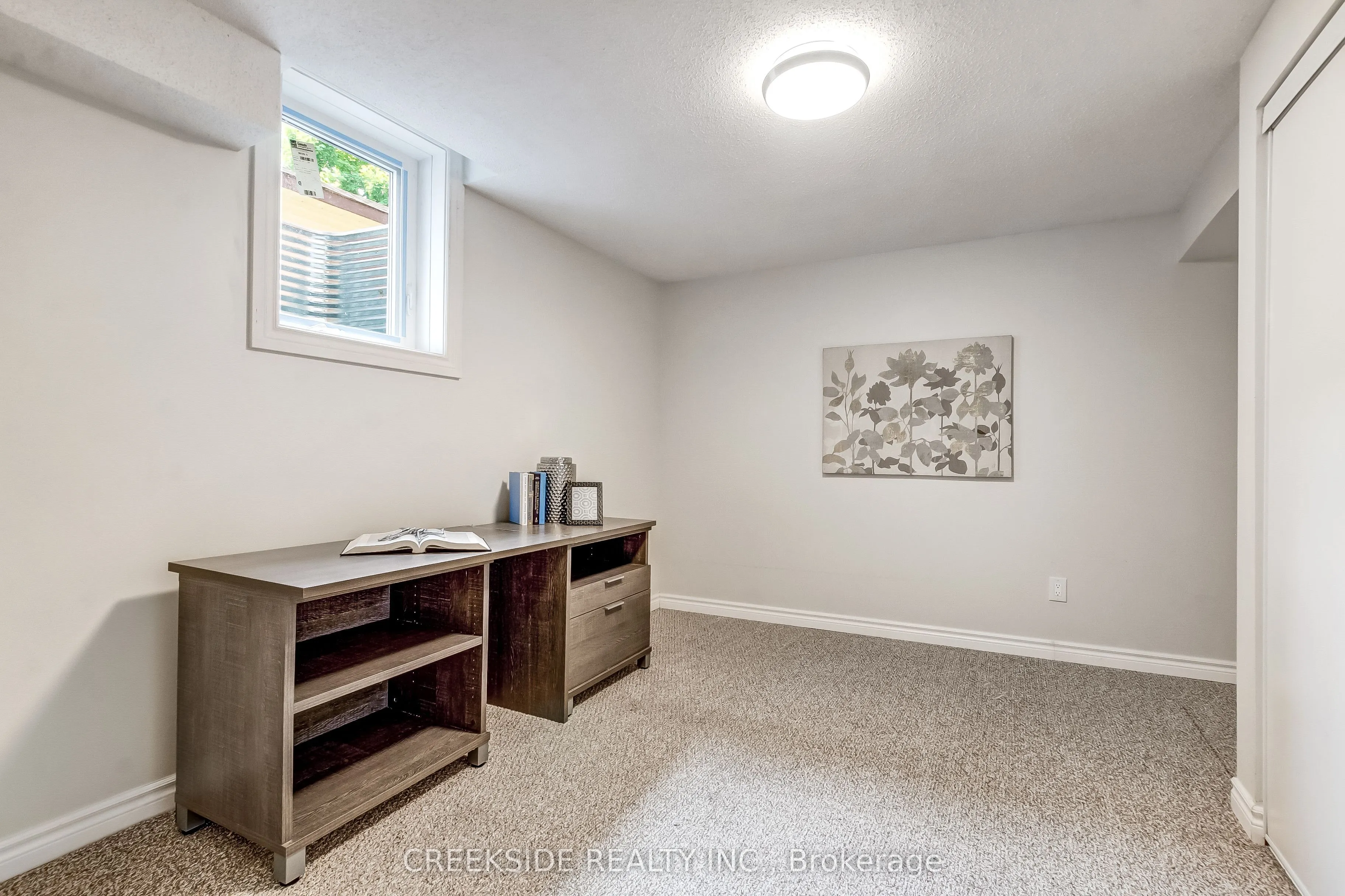 1637 Hastings Drive
