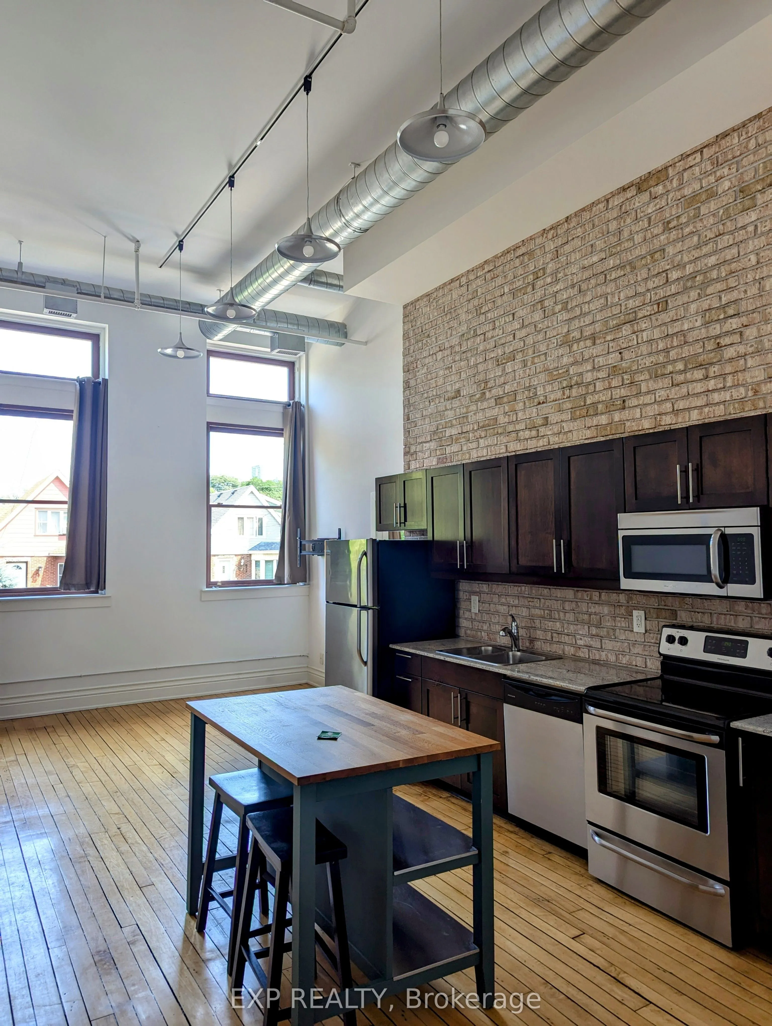 200 Stinson Street, #204