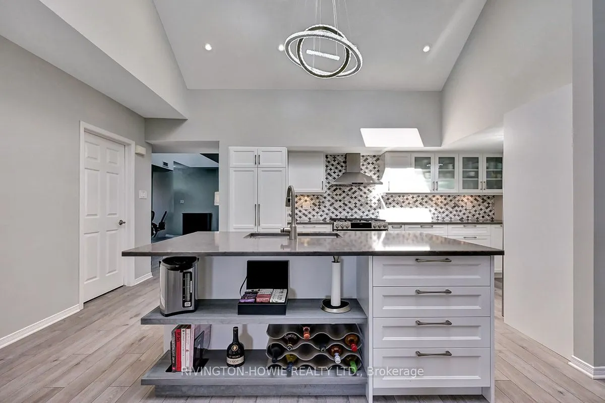 36 Robson Court, #7