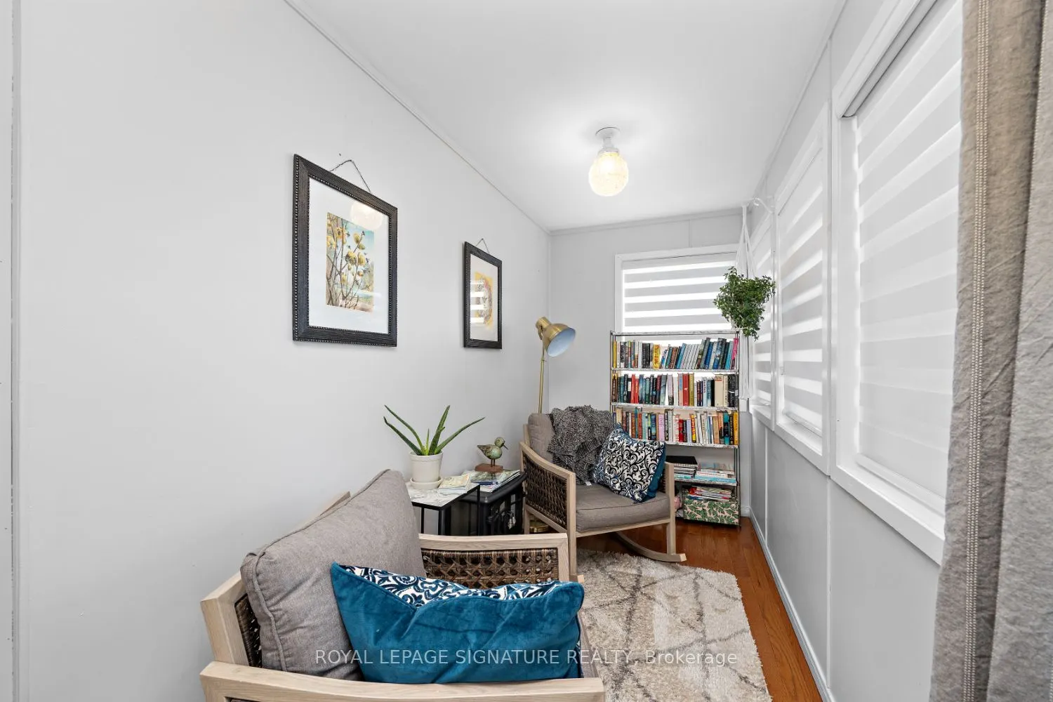 87 Hope Street S