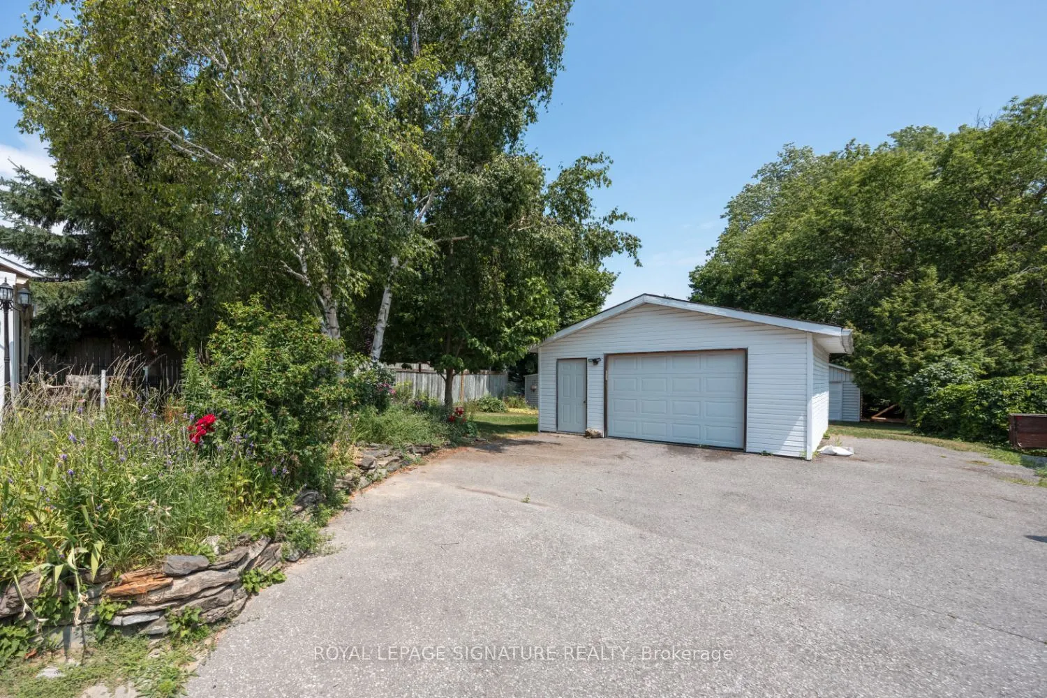87 Hope Street S