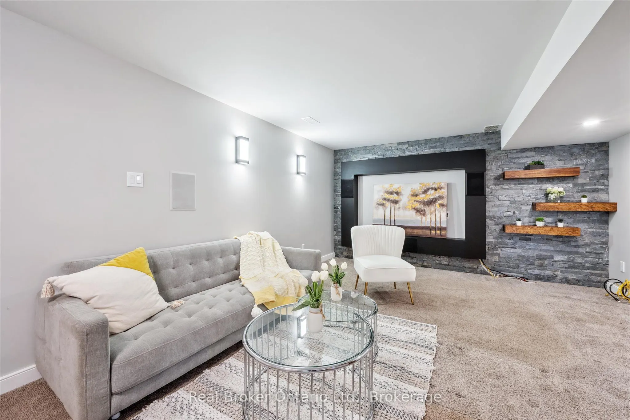 9435 Wellington Road 22