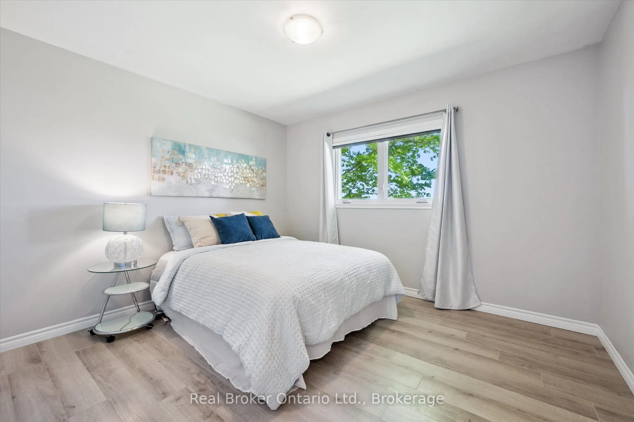 9435 Wellington Road 22