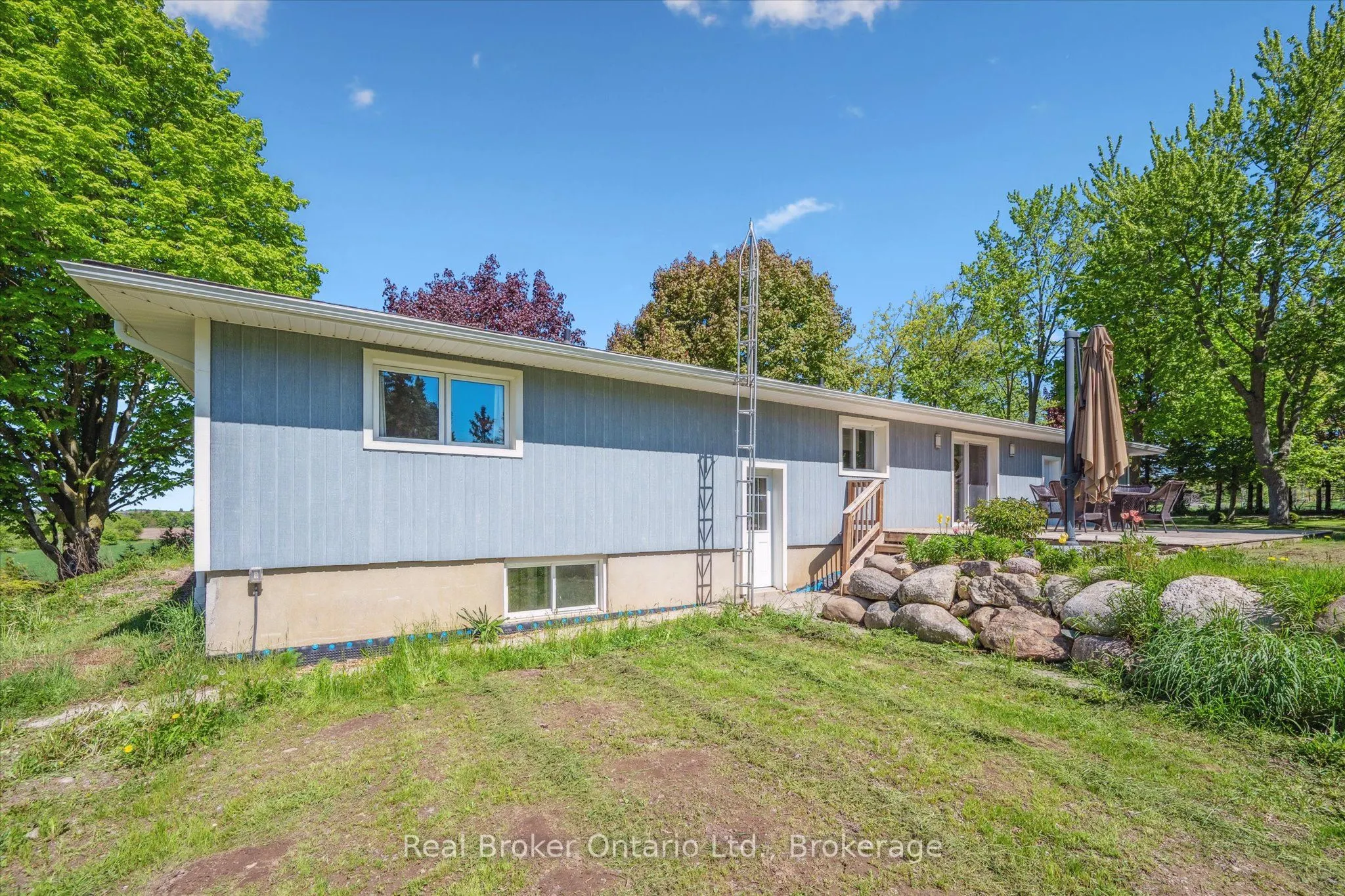 9435 Wellington Road 22