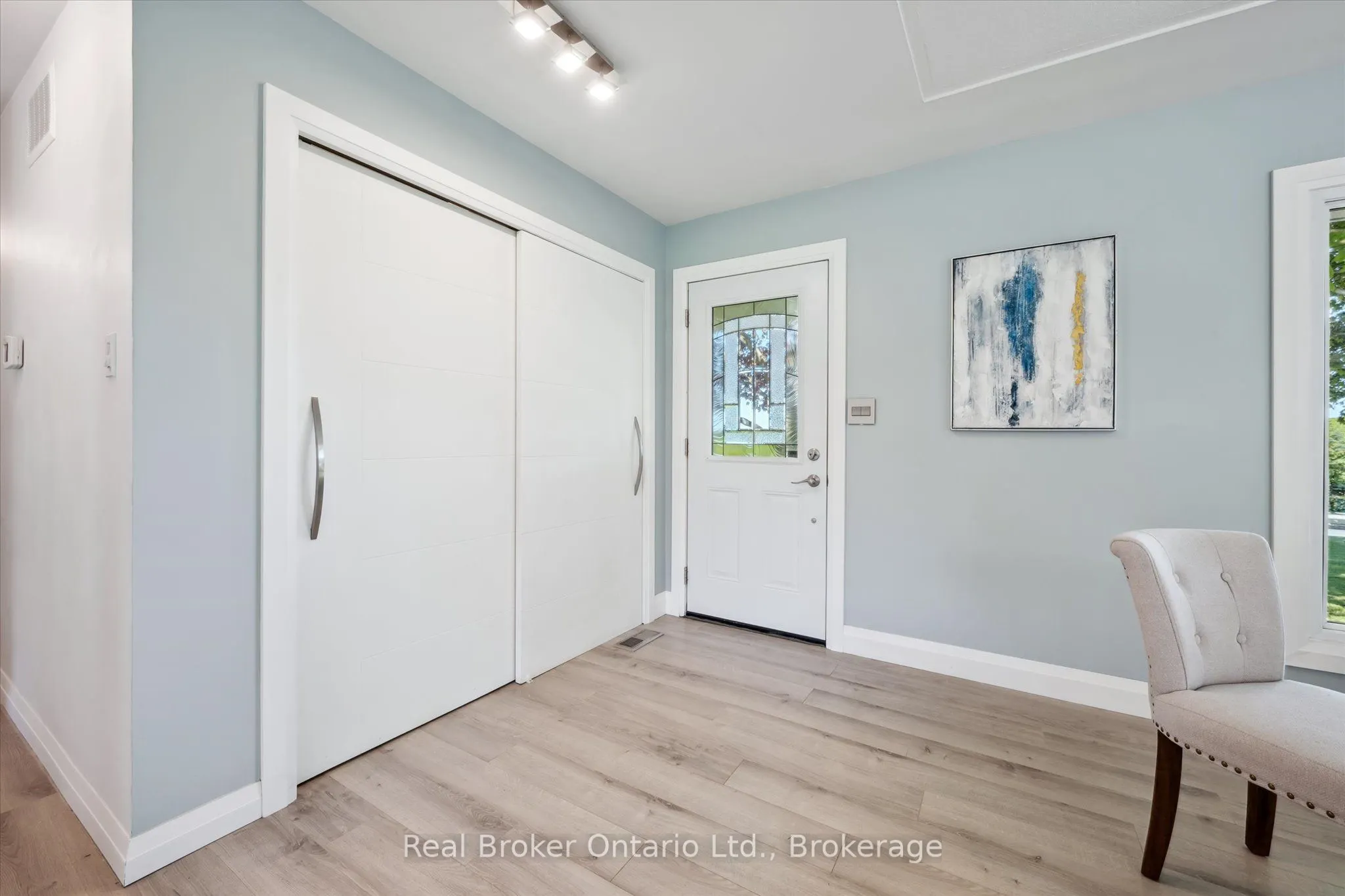 9435 Wellington Road 22