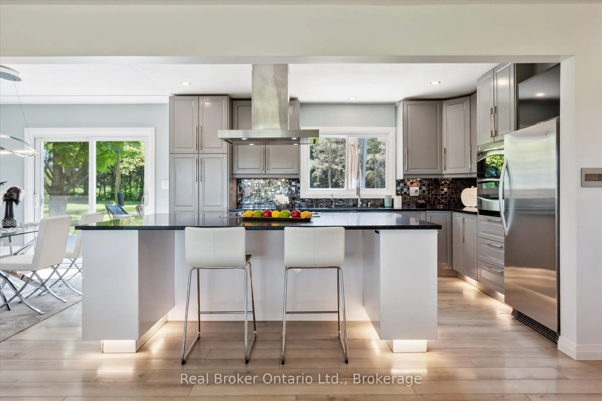 9435 Wellington Road 22