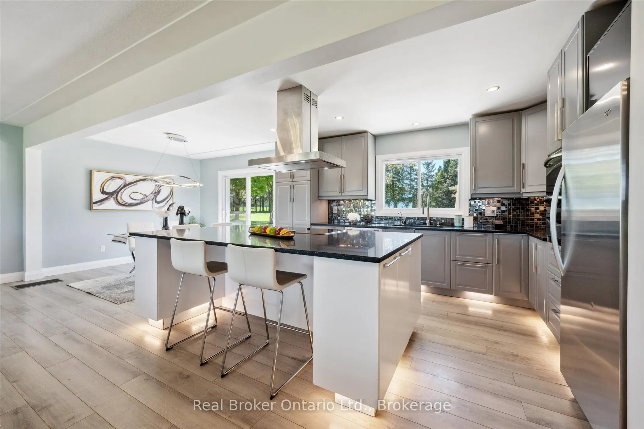 9435 Wellington Road 22