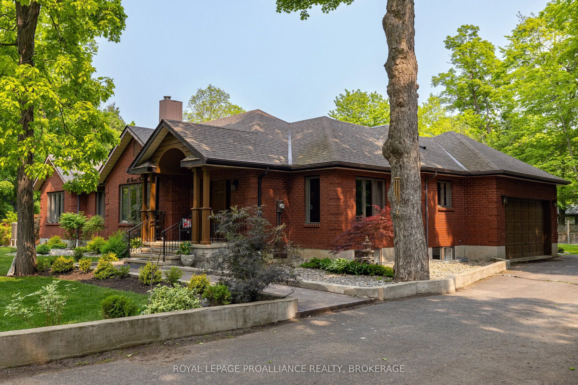 15 Forest Drive