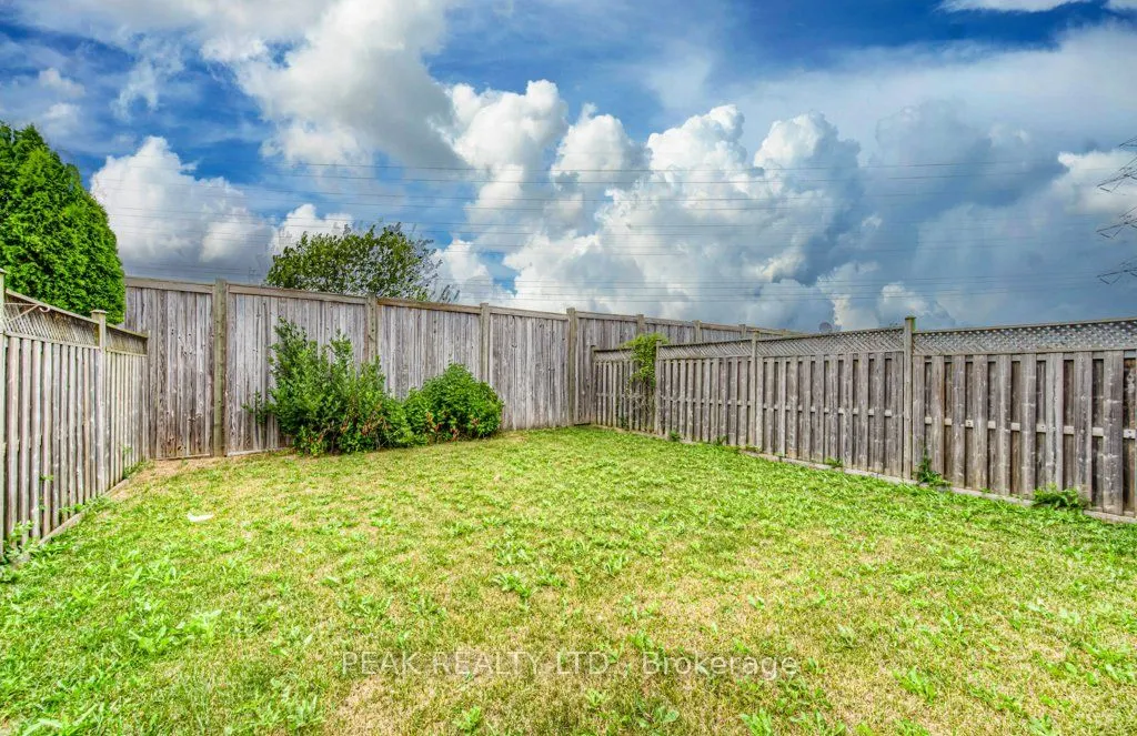 583 Windflower Crescent