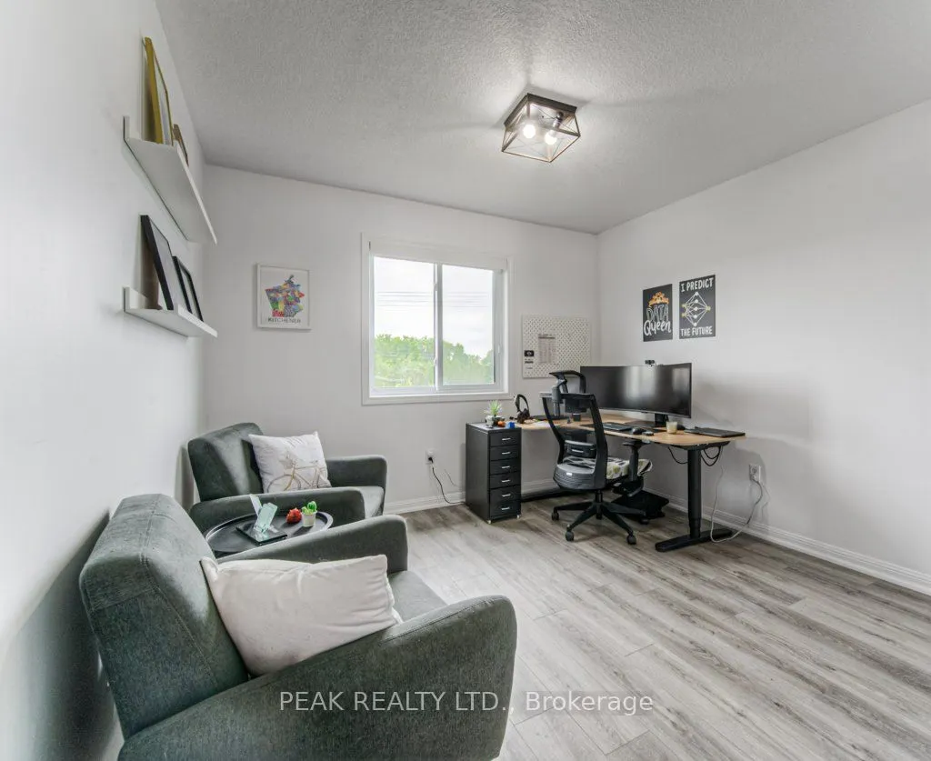 583 Windflower Crescent